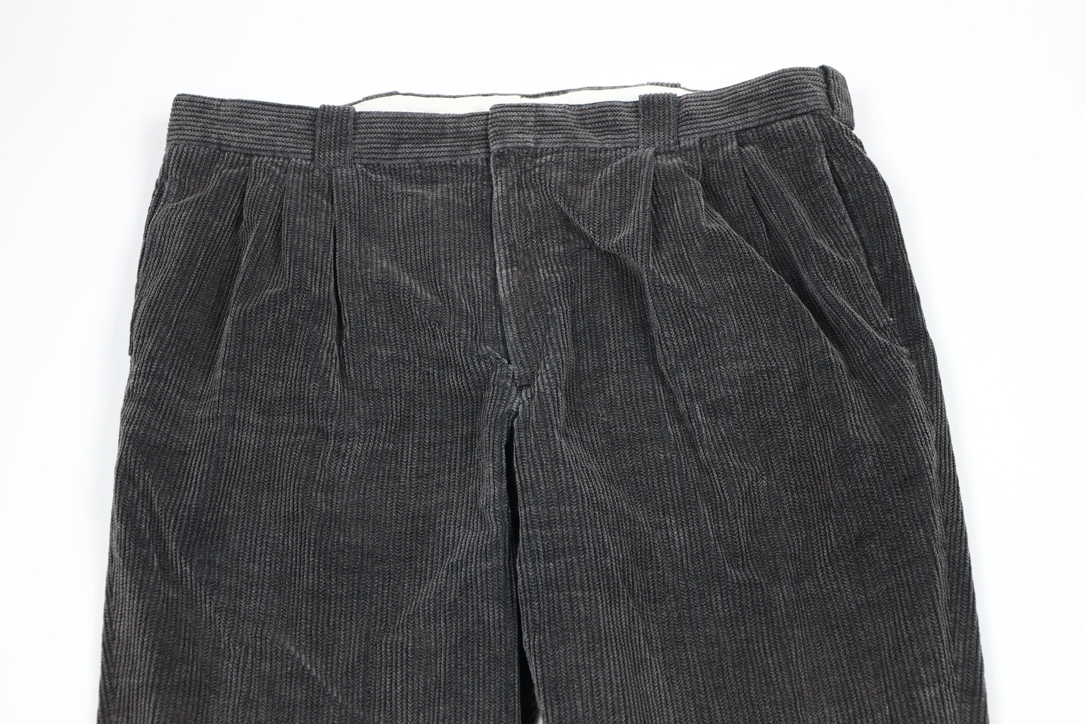 Vintage Vintage 90s Streetwear Pleated Heavy Wide Leg Corduroy Pants Size US 40 / EU 56 - 2 Thumbnail