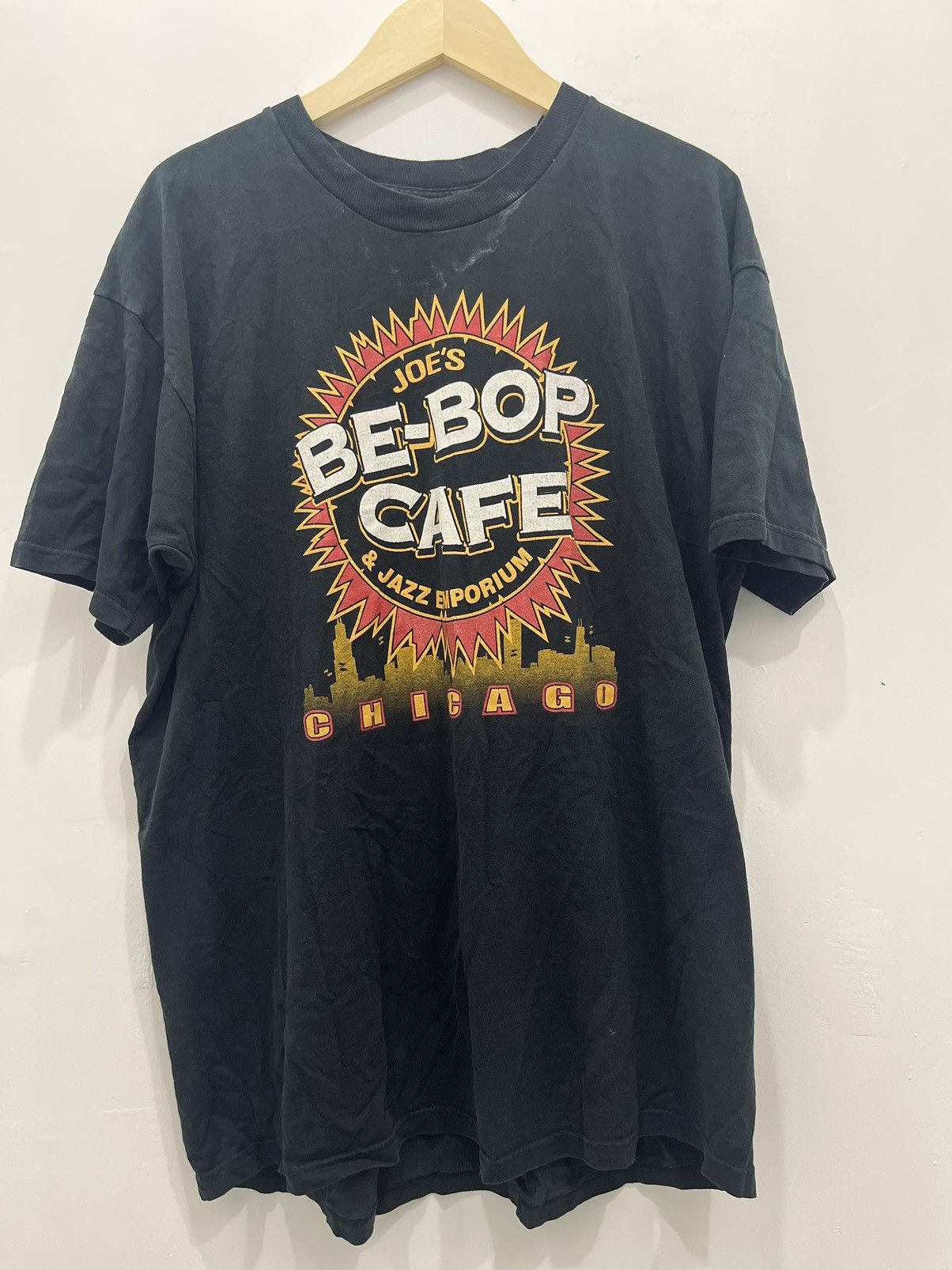 Fruit Of The Loom Vintage 90’s Joe’s Be-Bop Cafe Chicago Tshirt Size US XXL / EU 58 / 5 - 1 Thumbnail