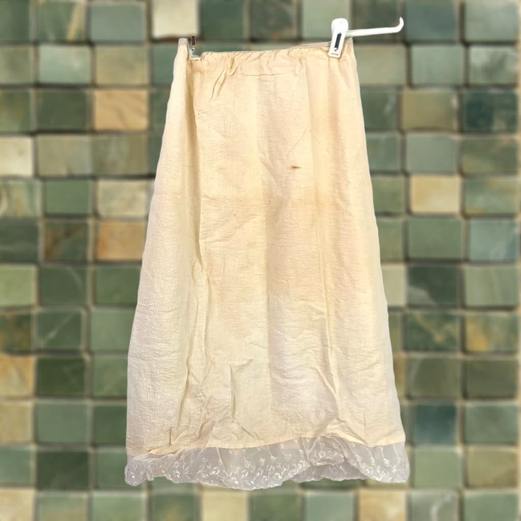 Vintage VINTAGE Sliperfection Slip Main Selling Point White Lace Half Slip M Cotton Seersucker Nylon Tricot 1960s Womens Size ONE SIZE - 1 Thumbnail