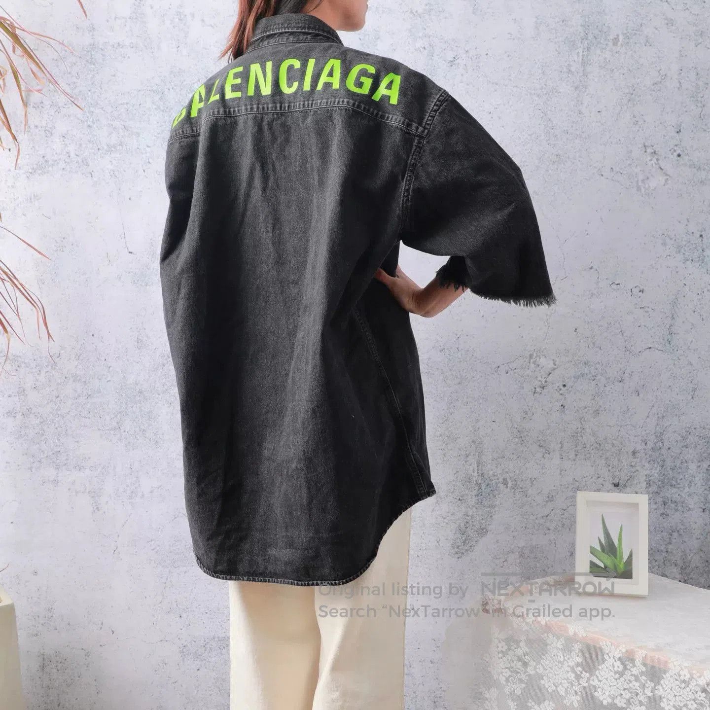 Balenciaga Balenciaga Black Denim Green Logo Short Sleeve. Size US XS / EU 42 / 0 - 2 Thumbnail