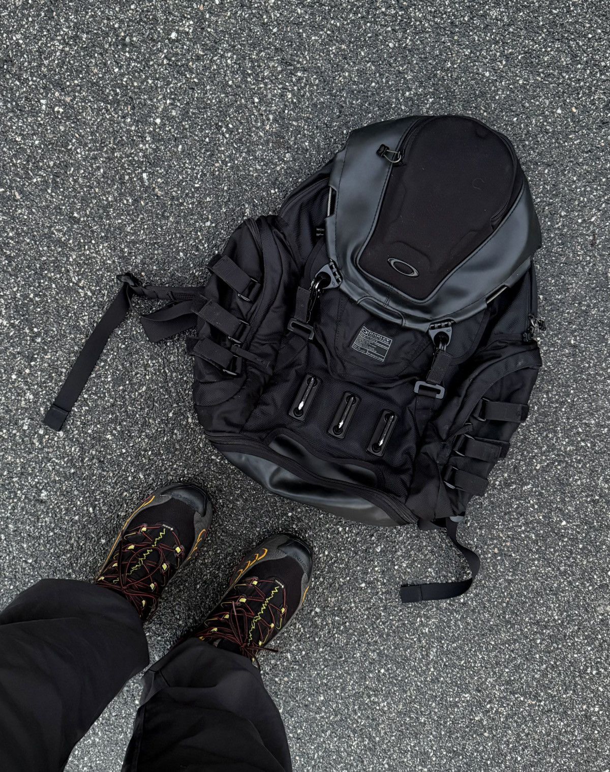 Oakley Oakley Y2K Kitchen Sink Rare Tactical Backpack Gear Bag Size ONE SIZE - 20 Thumbnail