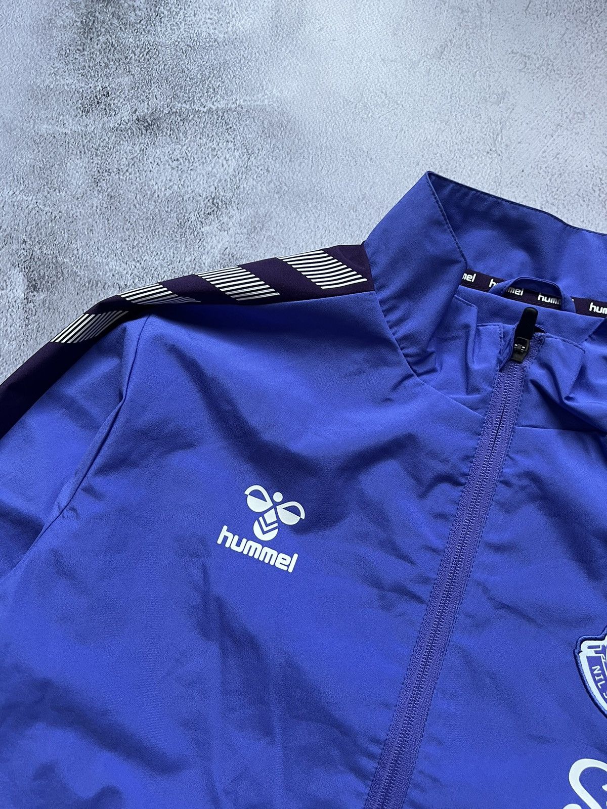 Hummel Hummel Everton Football Training Jacket Season 23/24 Size M Size US M / EU 48-50 / 2 - 5 Thumbnail