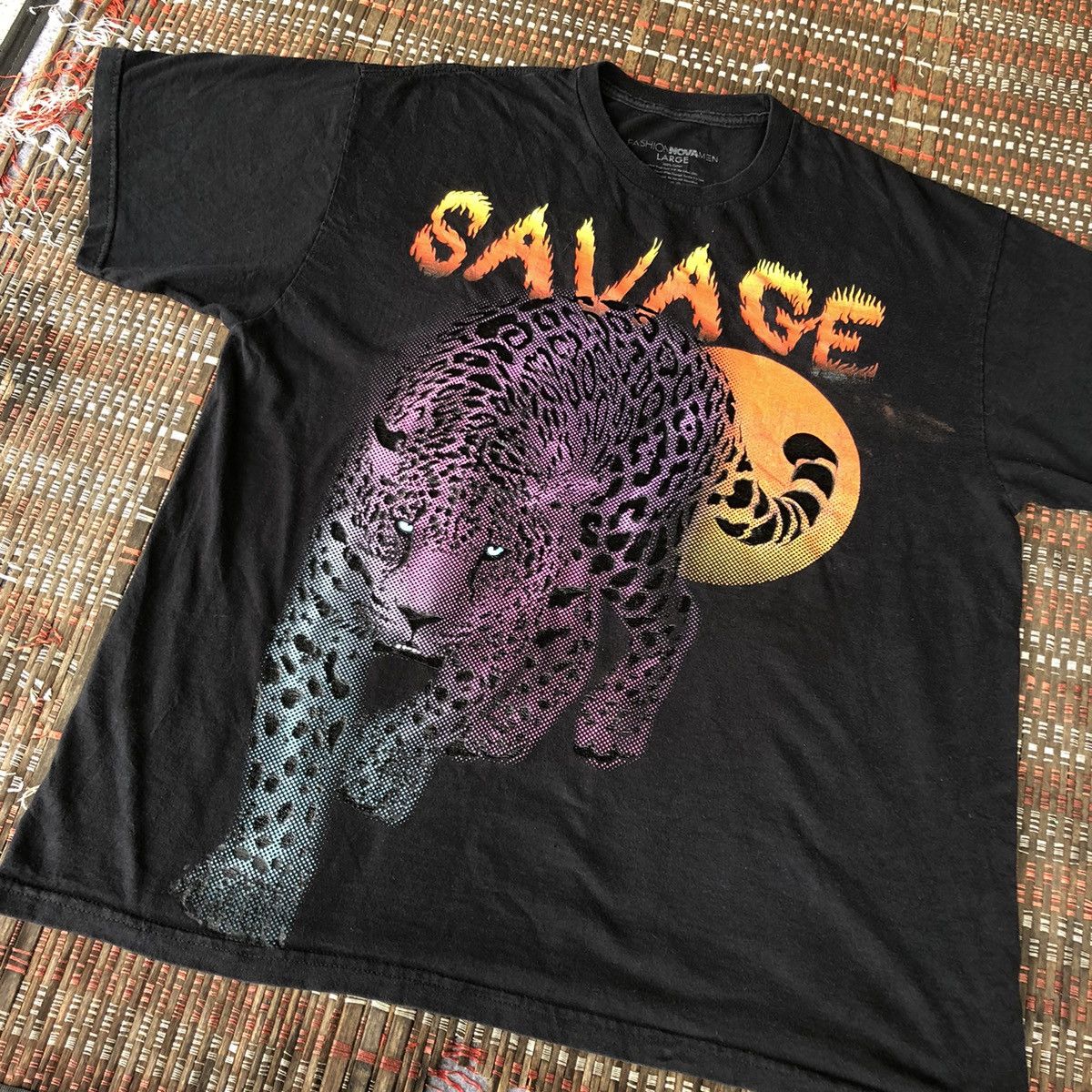 Japanese Brand Vintage Leopard Design T Shirt Size US XL / EU 56 / 4 - 1 Thumbnail
