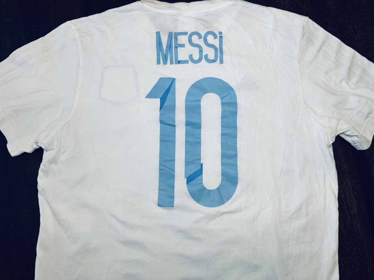 Adidas 2014 Argentina Adidas Men’s Fan Tee Messi #10-Size Large Size US L / EU 52-54 / 3 - 9 Thumbnail