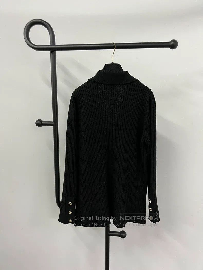 Chanel Chanel Black gold buckle knitted cardigan coat Size S / US 4 / IT 40 - 2 Thumbnail