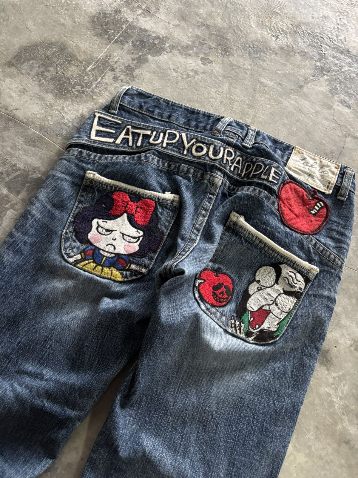 Japanese Brand LOLITA RARE YOSHITOMO NARA ANGRY PRINCESS DISTRESSED DENIM Size US 31 - 1 Thumbnail