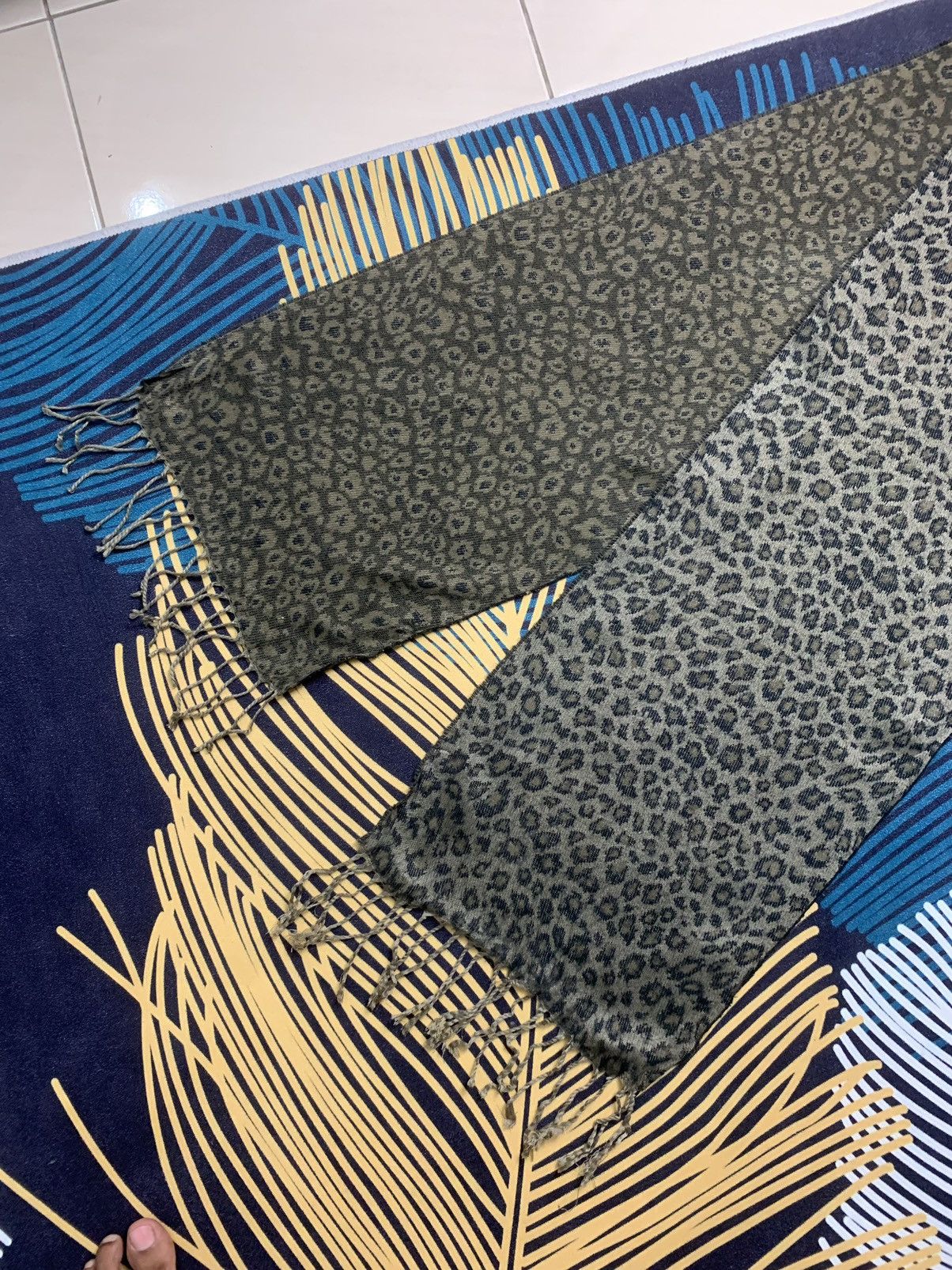 Other Leopard 🐆 Design Muffler / Scarf / Neckwear Size ONE SIZE - 4 Thumbnail