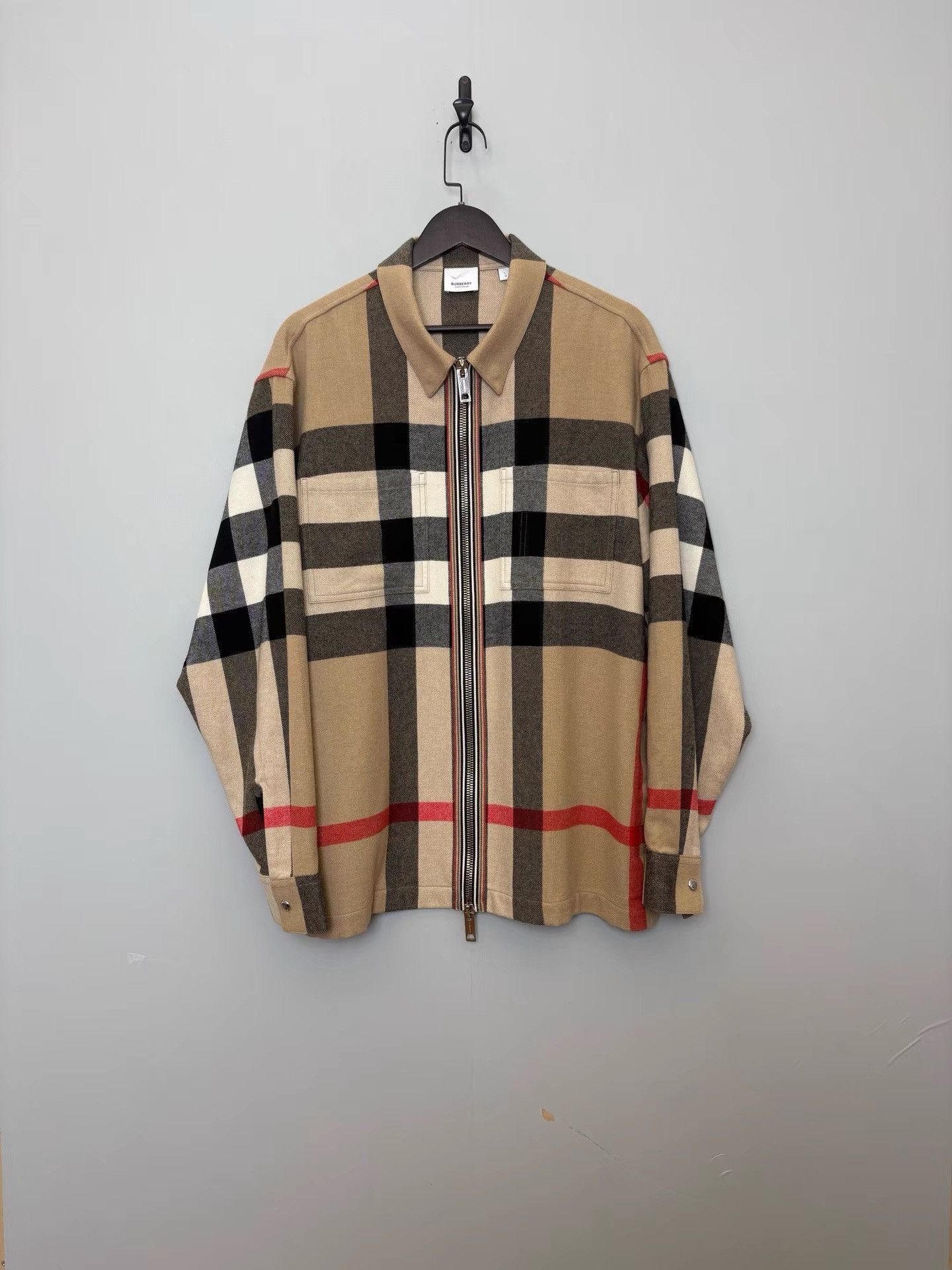 Burberry Burberry Khaki Check Lapel Shirt Jacket K36 Size US L / EU 52-54 / 3 - 1 Thumbnail