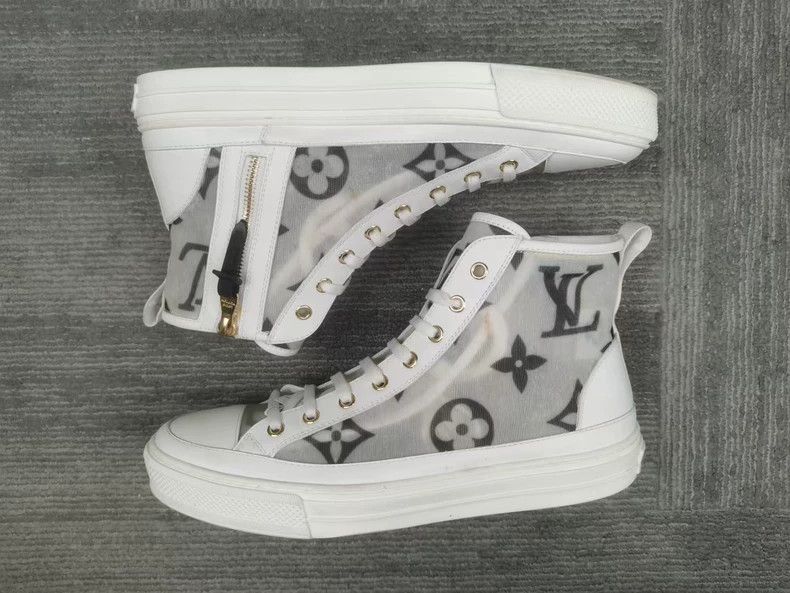 Louis Vuitton Louis Vuitton Mesh Sneakers Size 41-2506 Size US 9 / EU 42 - 5 Thumbnail
