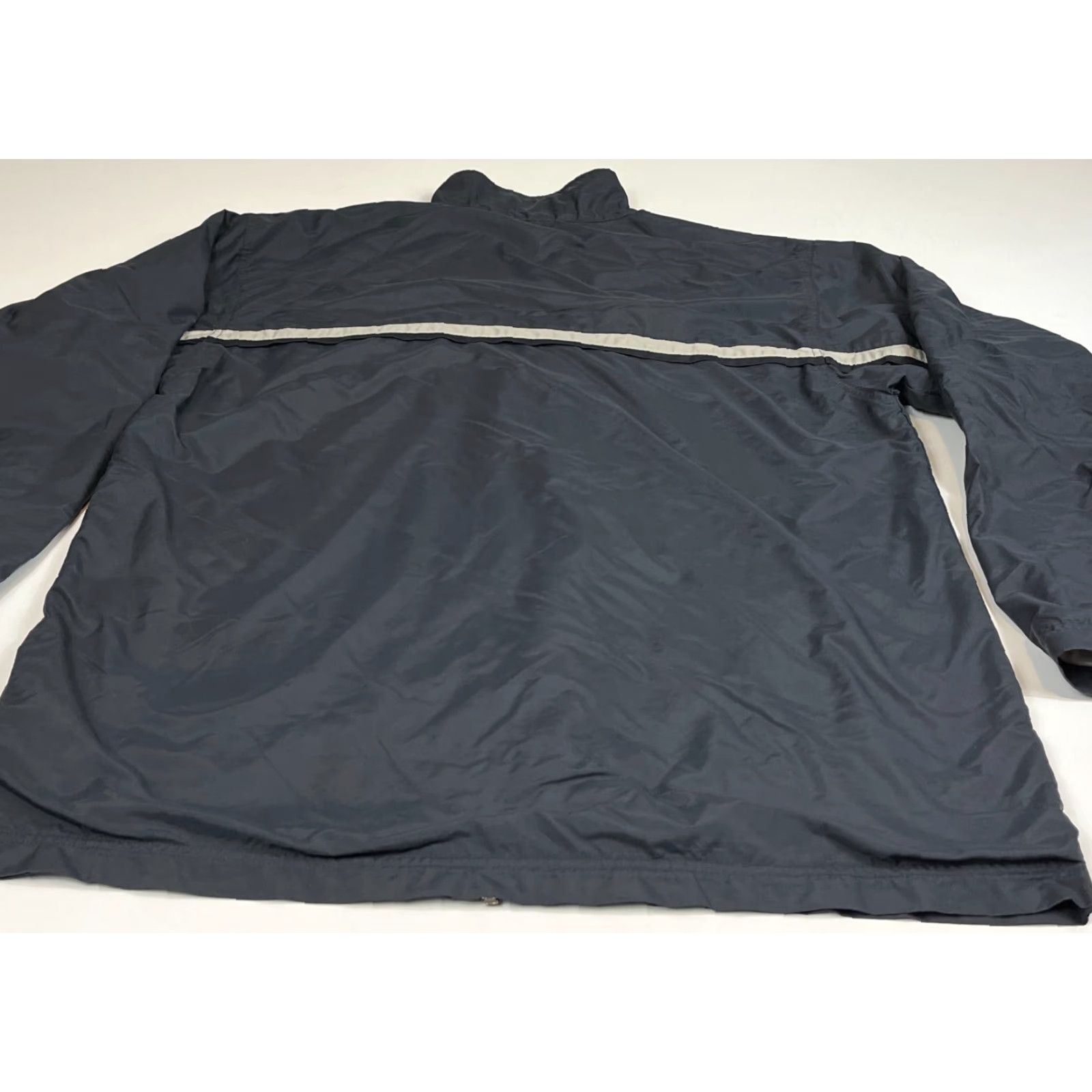 Nike VINTAGE Nike Men’s Jacket Windbreaker Full Zip Lined Pockets Size L Gray/ Silver Tag 90s Mens Size US L / EU 52-54 / 3 - 5 Thumbnail