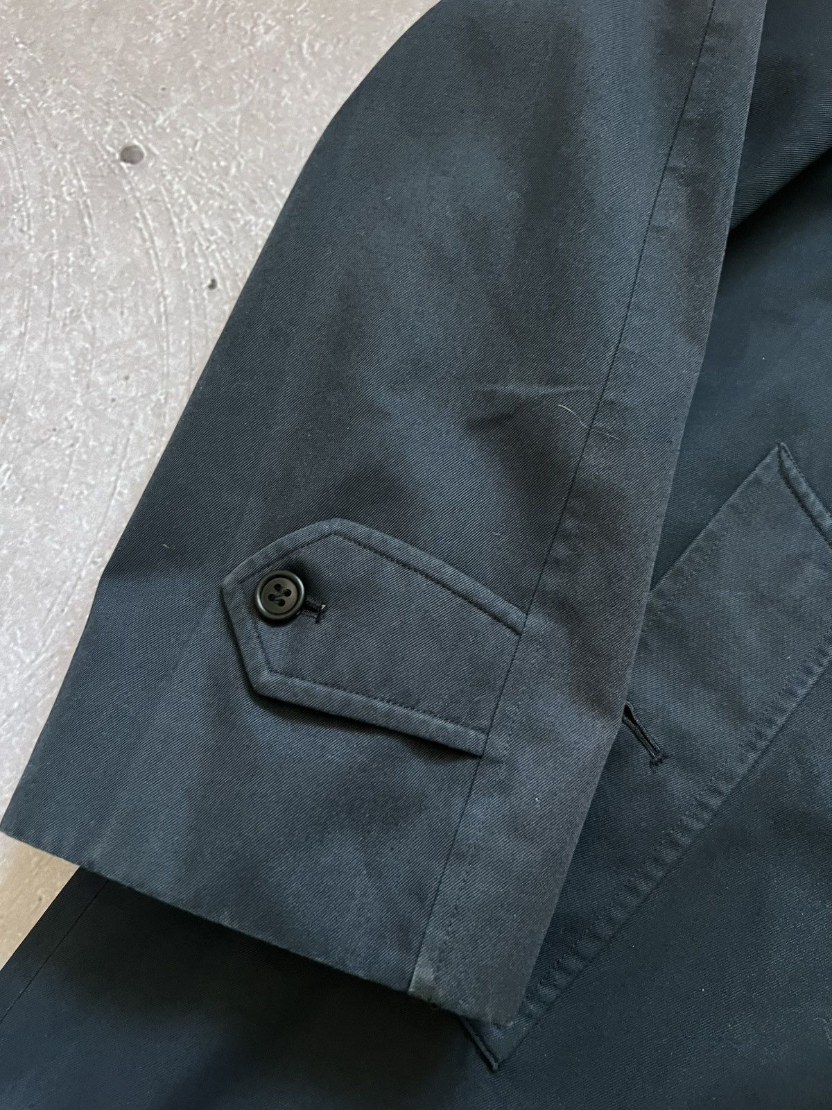 Burberry Very Rare Mans Trench Coat Barberry Size XL Hype Vintage Size US XL / EU 56 / 4 - 7 Thumbnail
