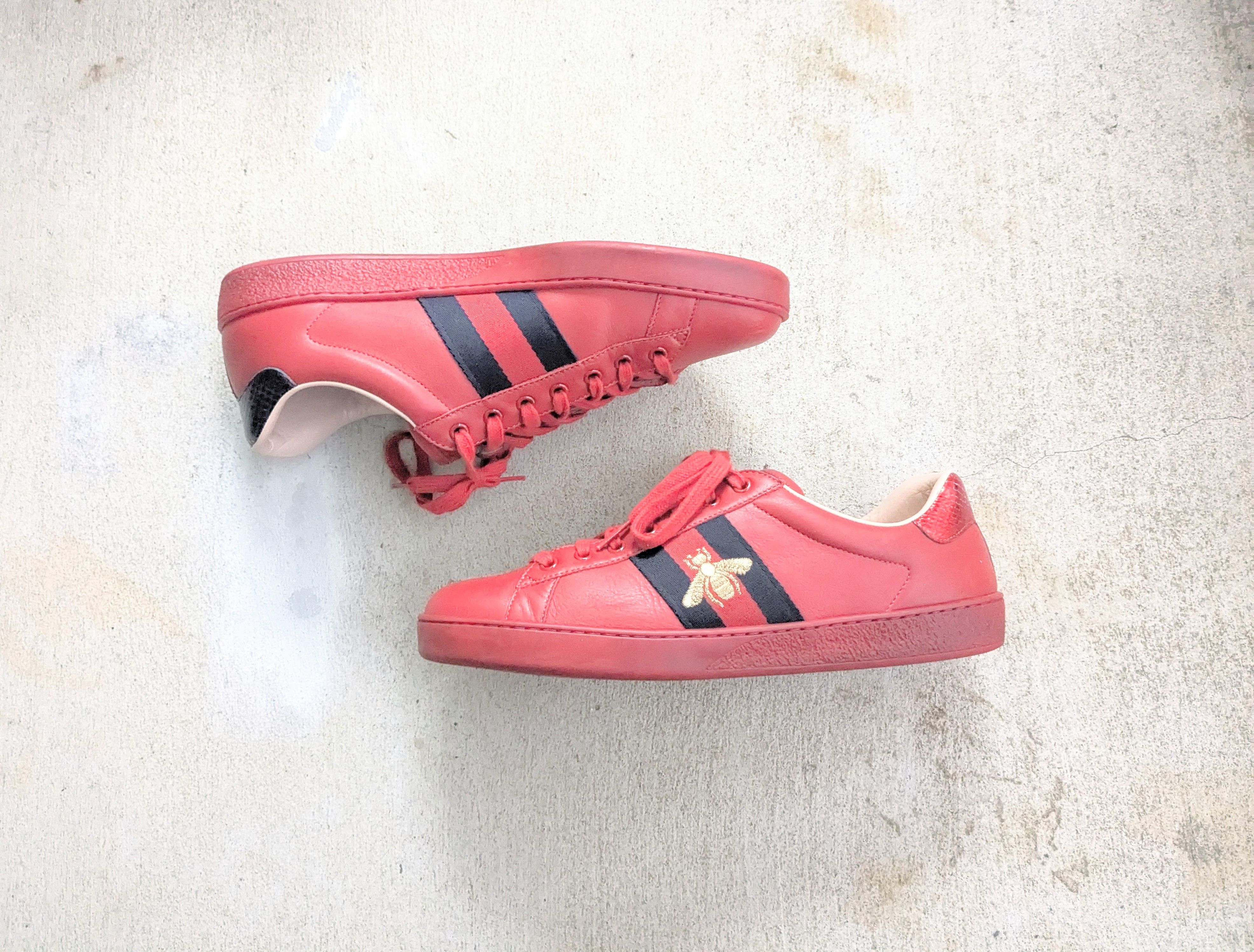 Gucci Gucci Ace Sneakers Red Bee 9.5 Leather Low Tops Size US 9.5 / EU 42-43 - 1 Thumbnail