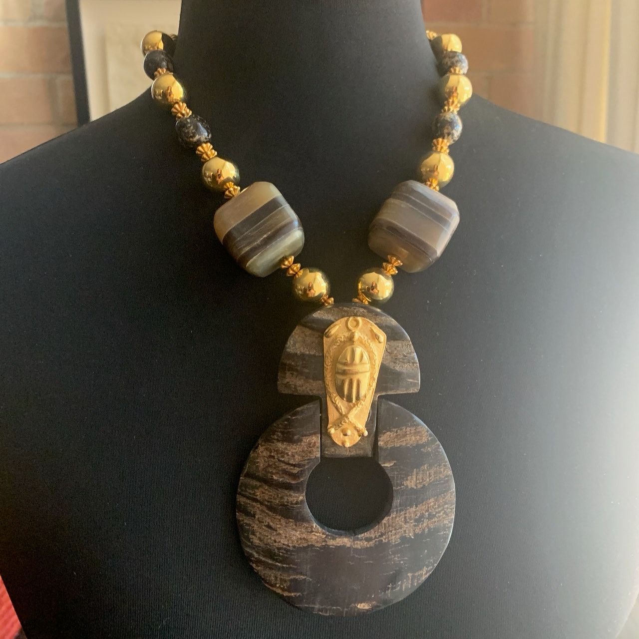 Vintage Vintage Gold Tone Brown Scarab Egyptian Necklace Earrings Size ONE SIZE - 9 Thumbnail
