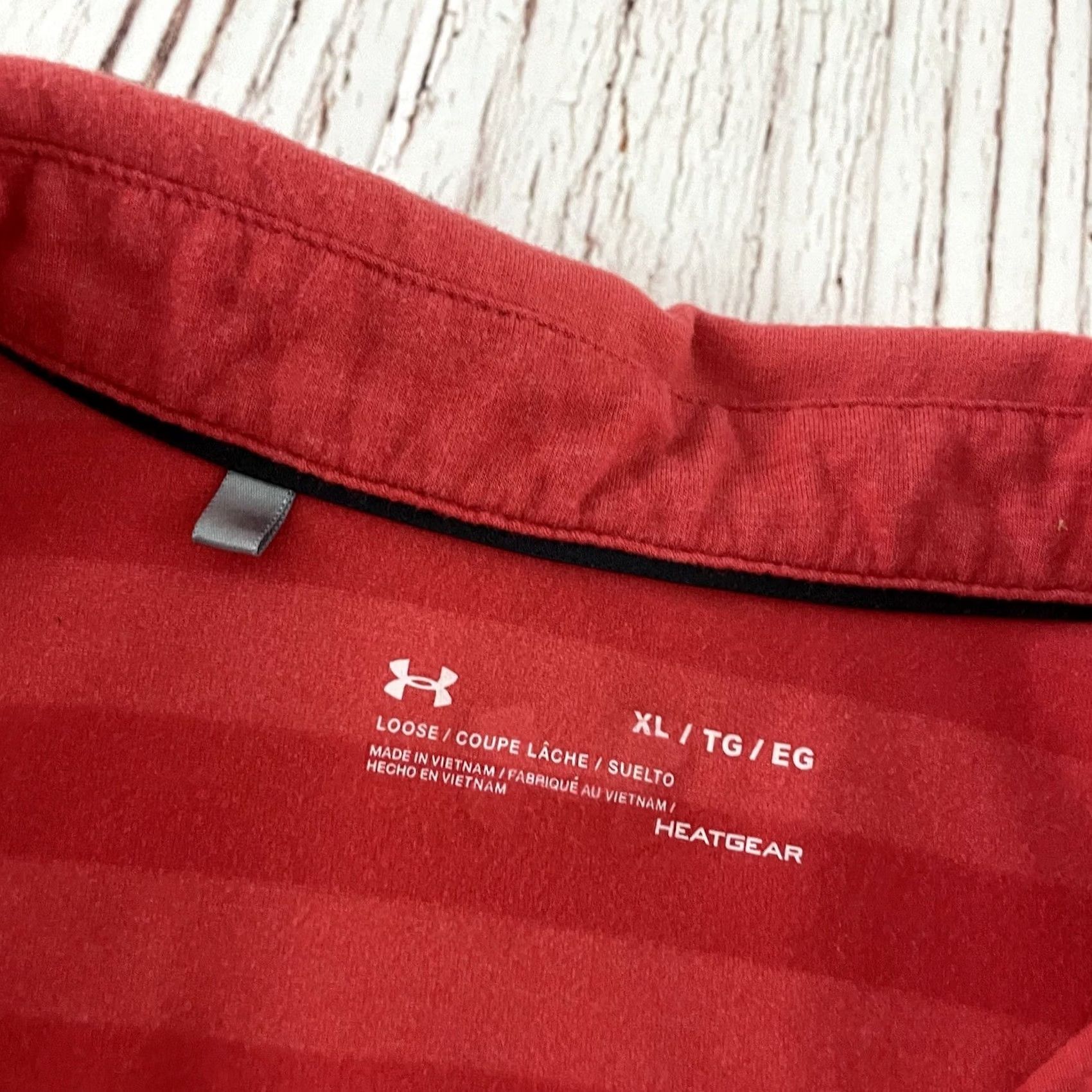 Under Armour Under Armour Striped Short Sleeve Button Front Polo Shirt Men's XL Red Size US XL / EU 56 / 4 - 2 Thumbnail