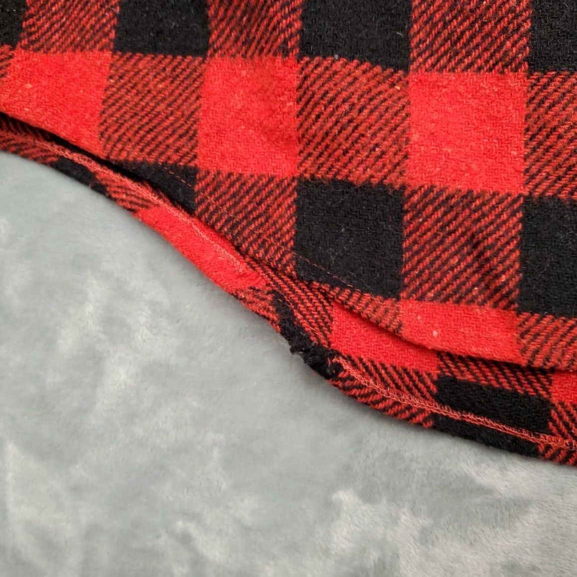 Vintage VINTAGE Shirt Jacket Mens Large Red Buffalo Plaid Wool Over Shirt Logger Shacket Size US L / EU 52-54 / 3 - 6 Thumbnail