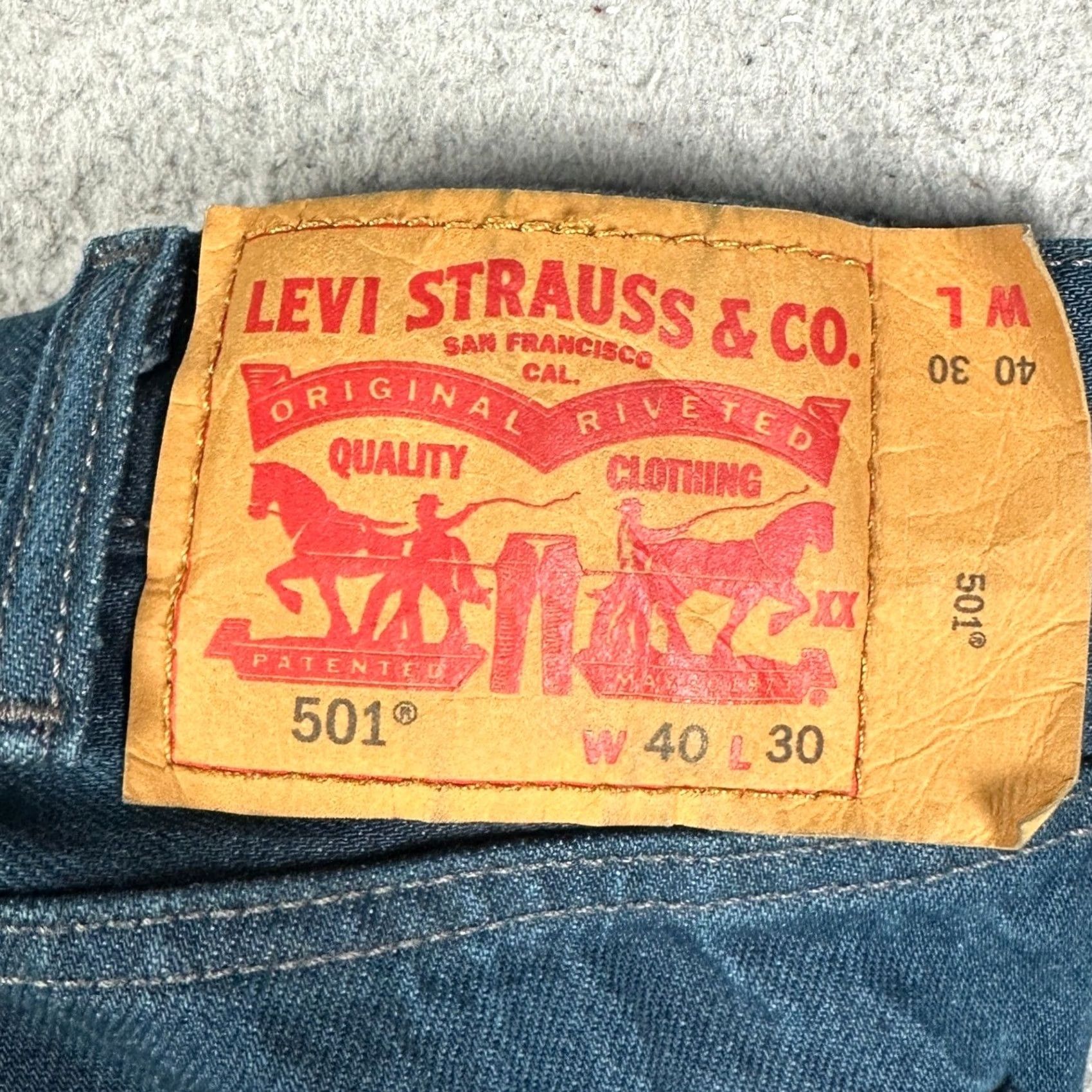 Levi's Levis 501 Jeans Mens 40X30 Blue Original Fit Straight Leg White Oak Cone Denim Size US 40 / EU 56 - 7 Thumbnail