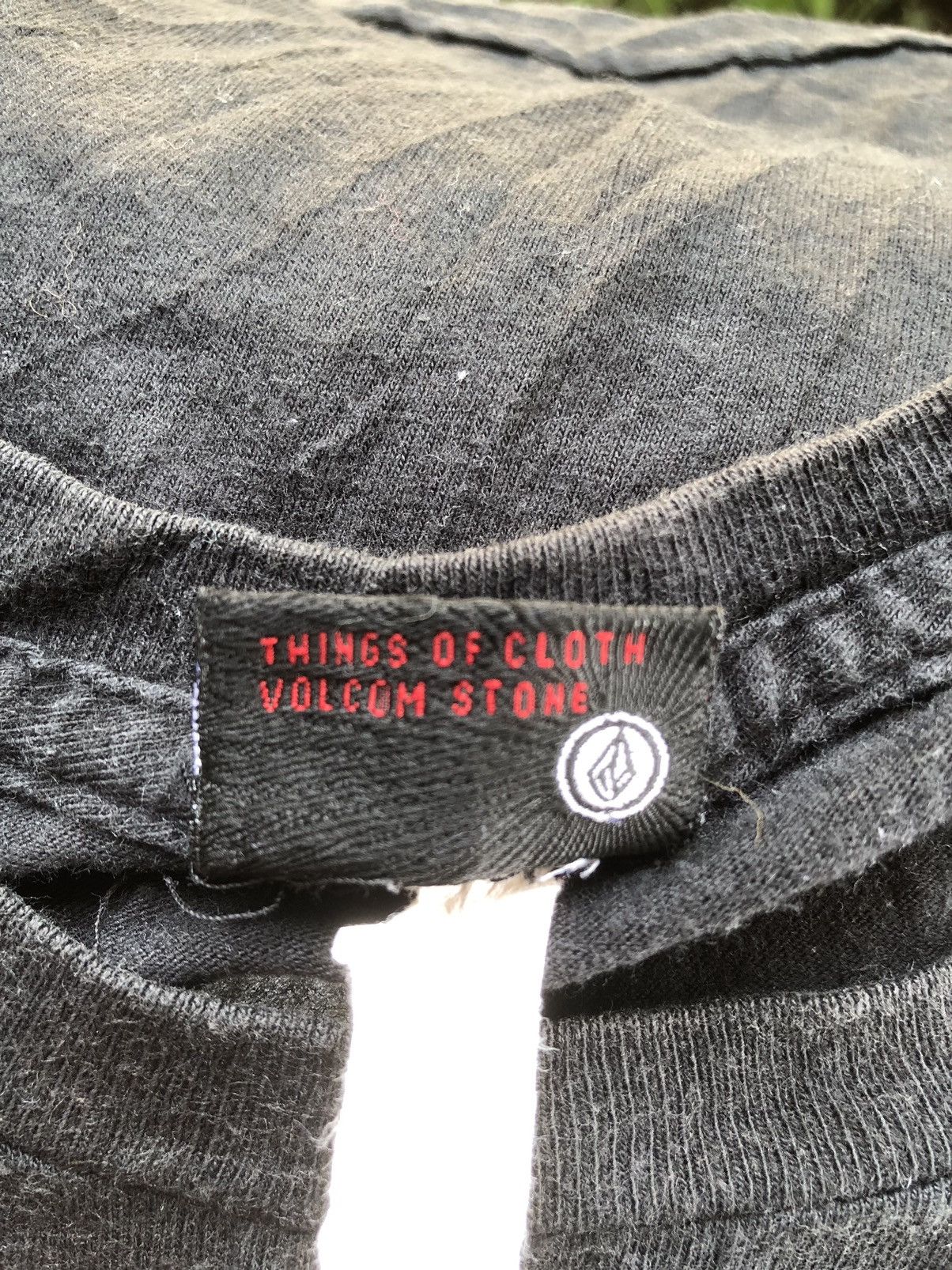 Vintage × Volcom Vintage Y2K Volcom Skullphone Artist Series Big Logo Tshirt Size US M / EU 48-50 / 2 - 13 Thumbnail
