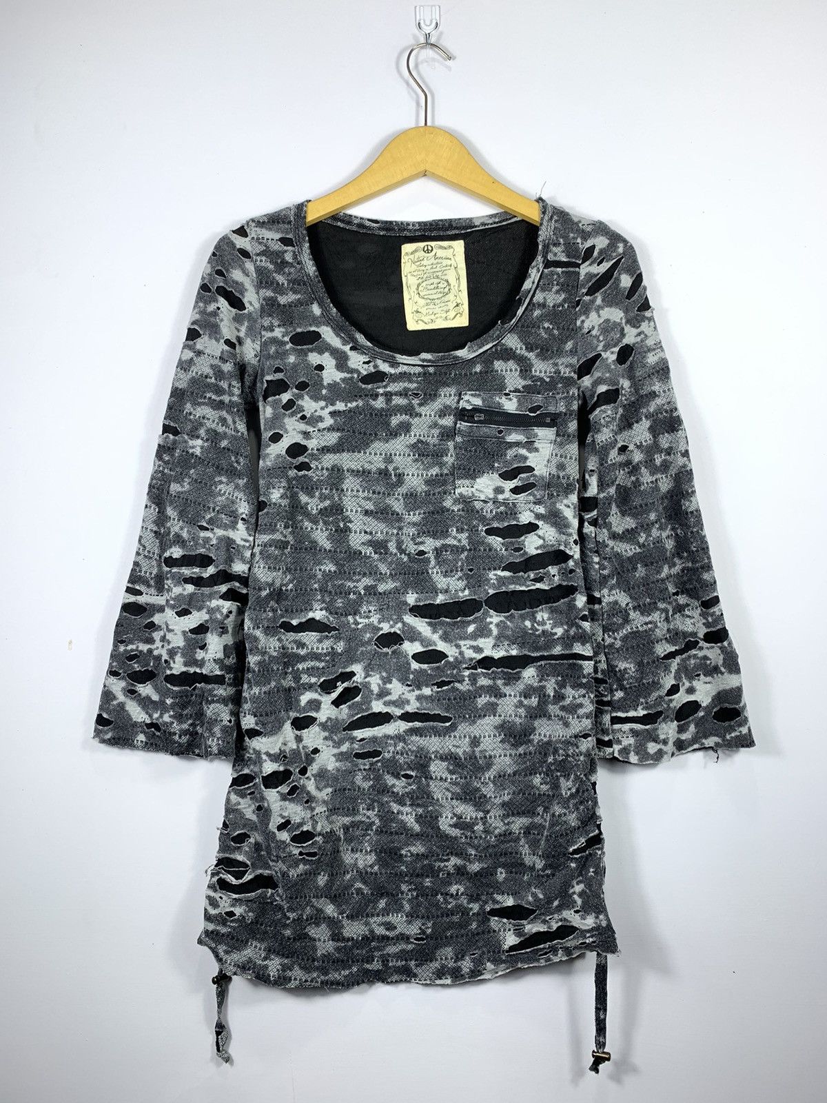 Isamu Katayama Backlash DISTRESSED NATIVE AMERICAN CRAZY ABSTRACT LONG SLEEVE Size US M / EU 48-50 / 2 - 1 Thumbnail