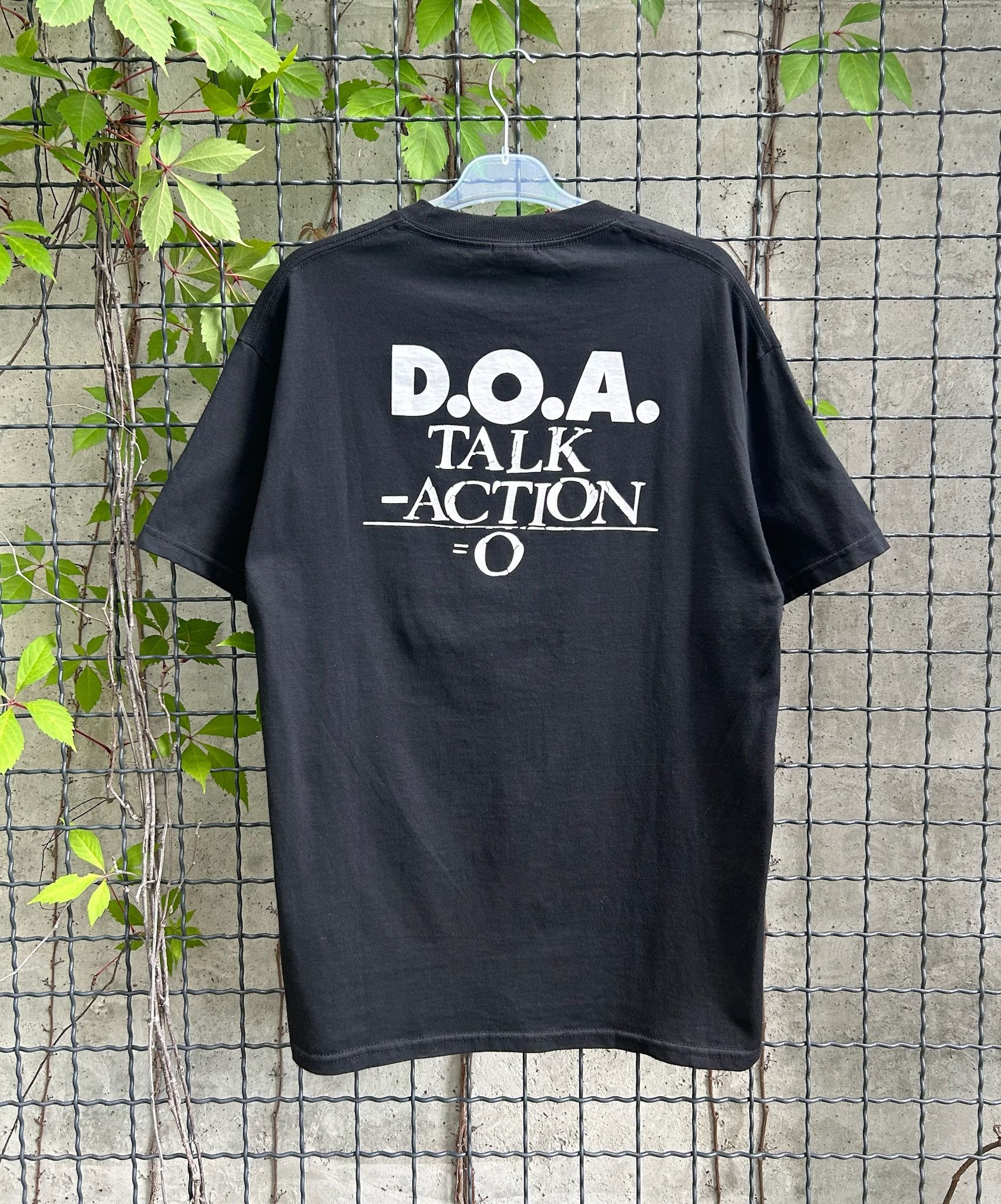 Band Tees Vintage 90s D.O.A. To Hell N Back Rock Band T-shirt Size US L / EU 52-54 / 3 - 2 Thumbnail