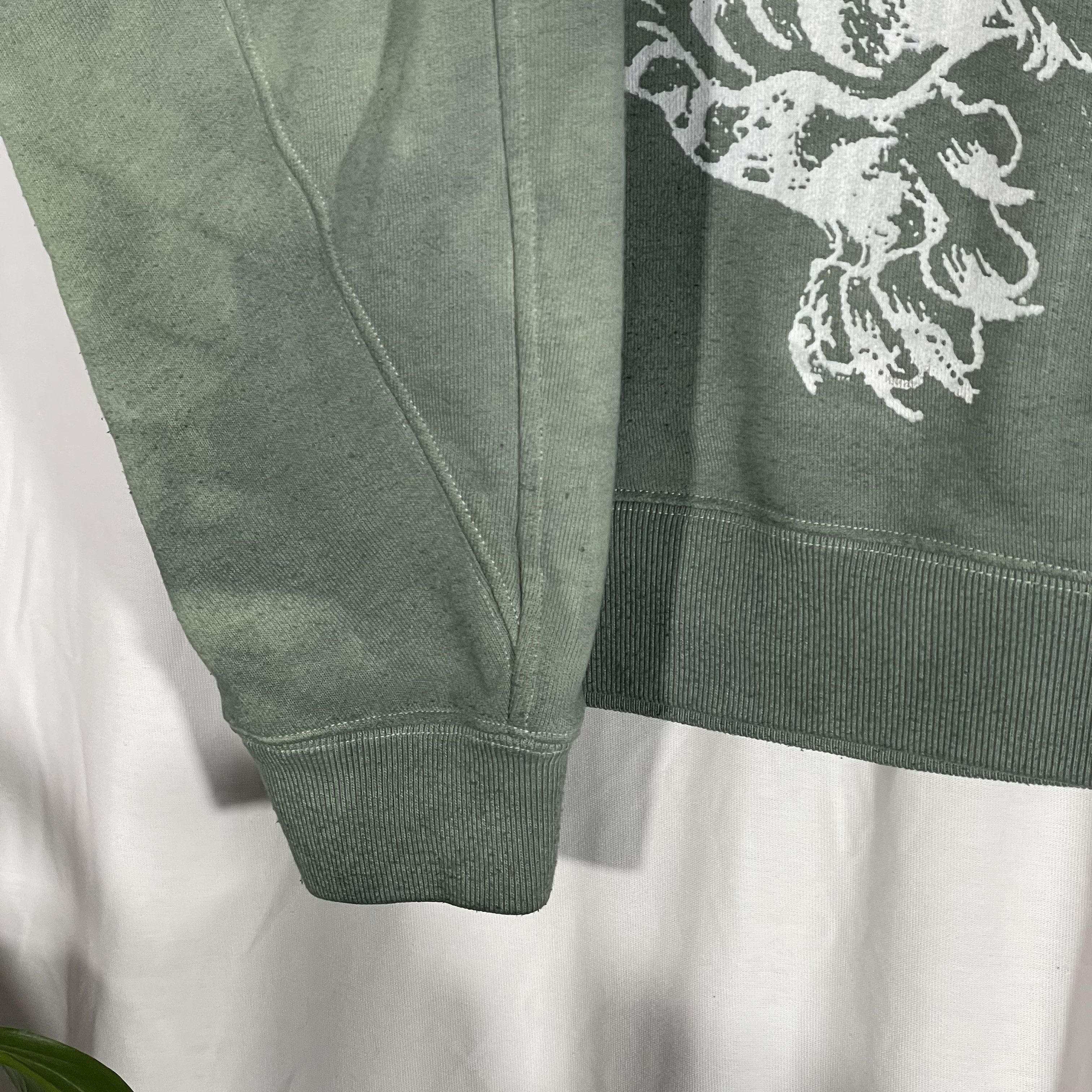 Uniqlo Uniqlo Green Sweatshirt Tiger alt rare y2k streetwear custom Size US M / EU 48-50 / 2 - 4 Thumbnail