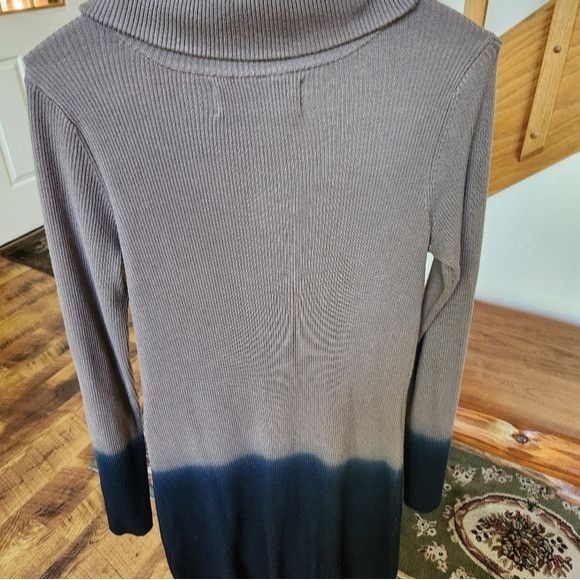 Designer Aventura Ombre Rayon/Nylon Long Sleeve Sz. M Sweater Dress Size M / US 6-8 / IT 42-44 - 3 Thumbnail