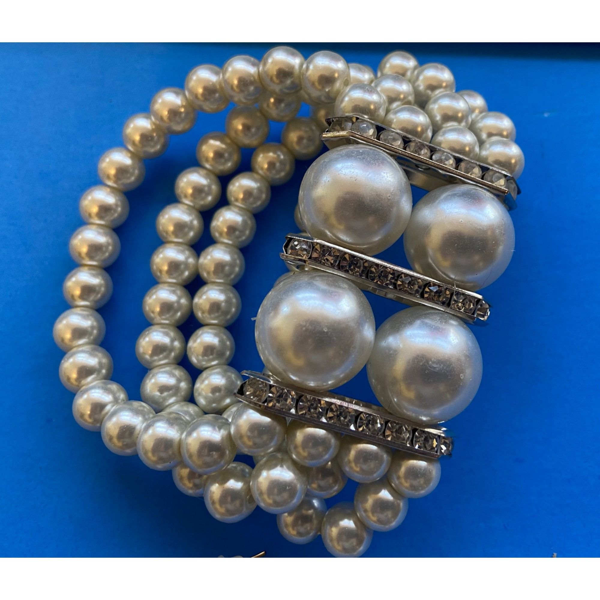 Other Faux Pearl 3pc Set W/Necklace,Bracelet&Earrings Goldtone&Cry Size ONE SIZE - 8 Thumbnail
