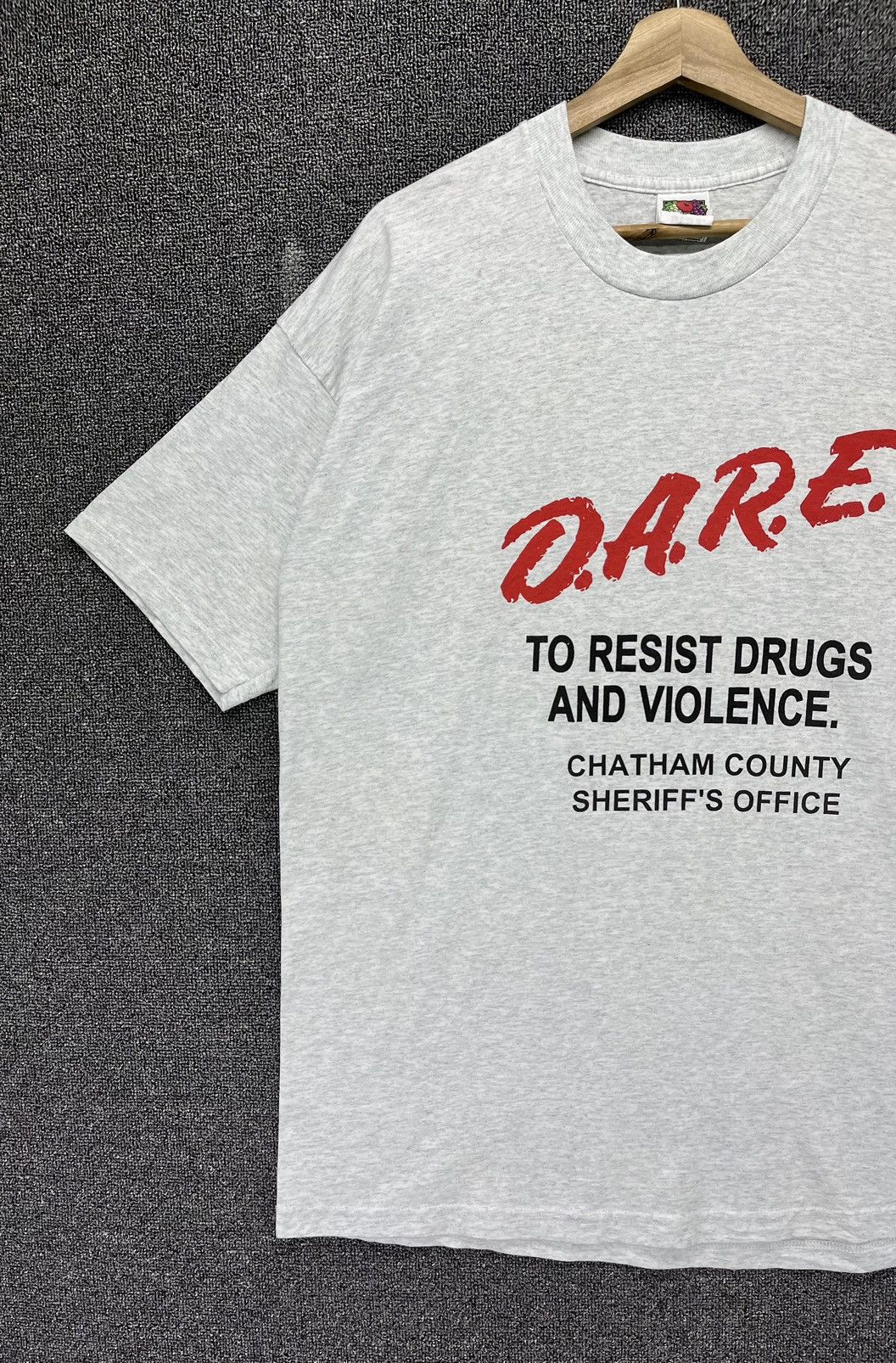 Band Tees Vintage D.A.R.E Punk Rock Band Tees T Shirt Size US XL / EU 56 / 4 - 3 Thumbnail