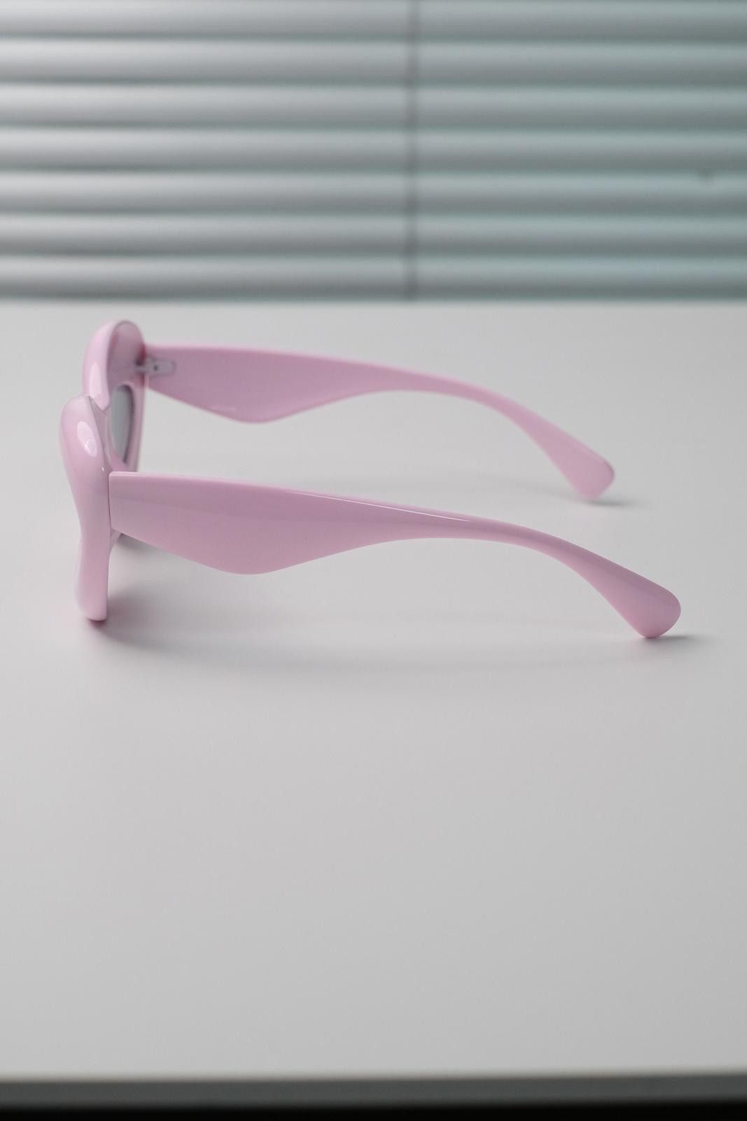 Other Y2k Vtg Futuristic Cat Eye Pink Bold Sunglasses Unisex OS Size ONE SIZE - 8 Thumbnail