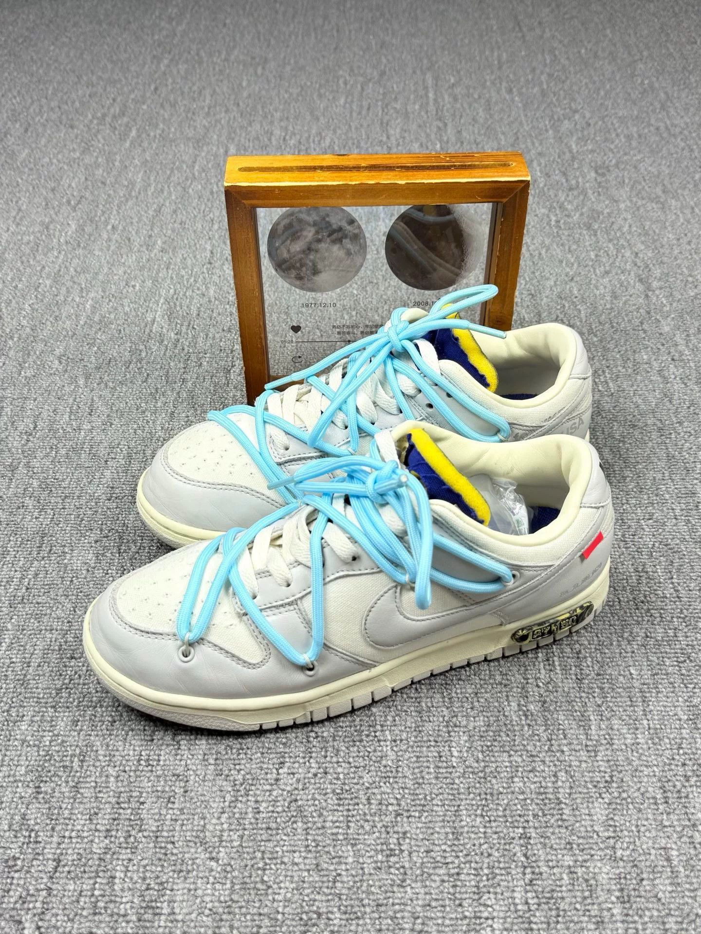 Nike Nike DUNK White Lowtop Sneakers 9 Men Size US 9 / EU 42 - 1 Thumbnail