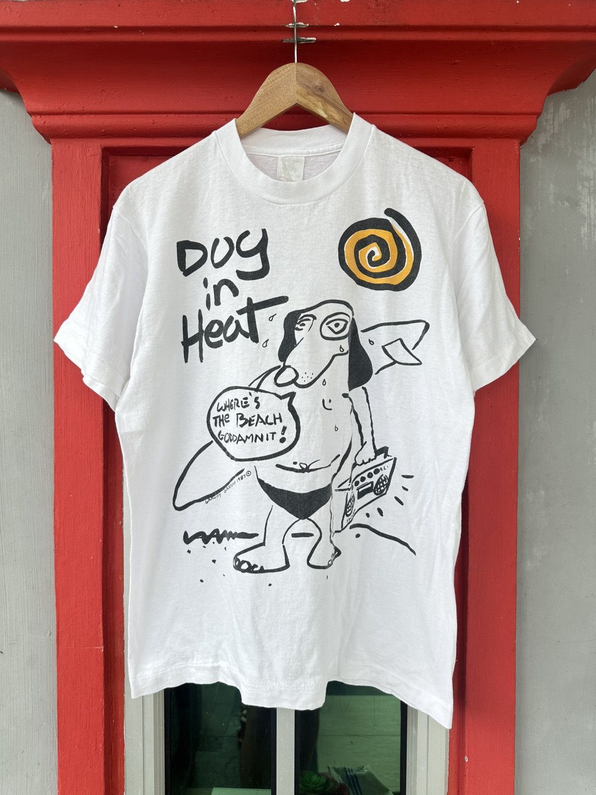 Vintage Vintage 80s Dog in Heat Surf by Gravity Graphics Tee Size US L / EU 52-54 / 3 - 1 Thumbnail