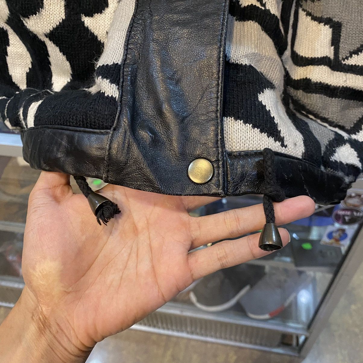 Japanese Brand × Vintage VTG Unbranded Archival Clothing Rare Design Leather Jacket Size US L / EU 52-54 / 3 - 8 Thumbnail