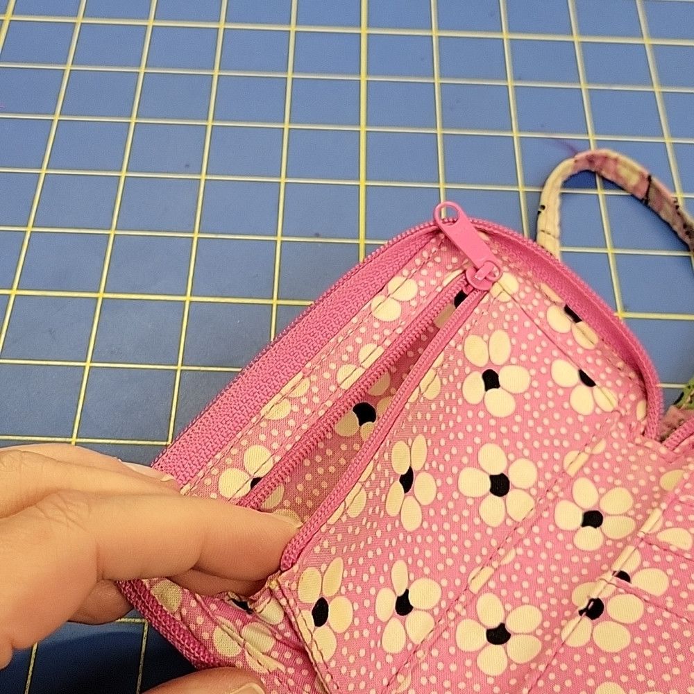Vera Bradley Vera Bradley Quilted Wallet Wristlet Size ONE SIZE - 6 Thumbnail