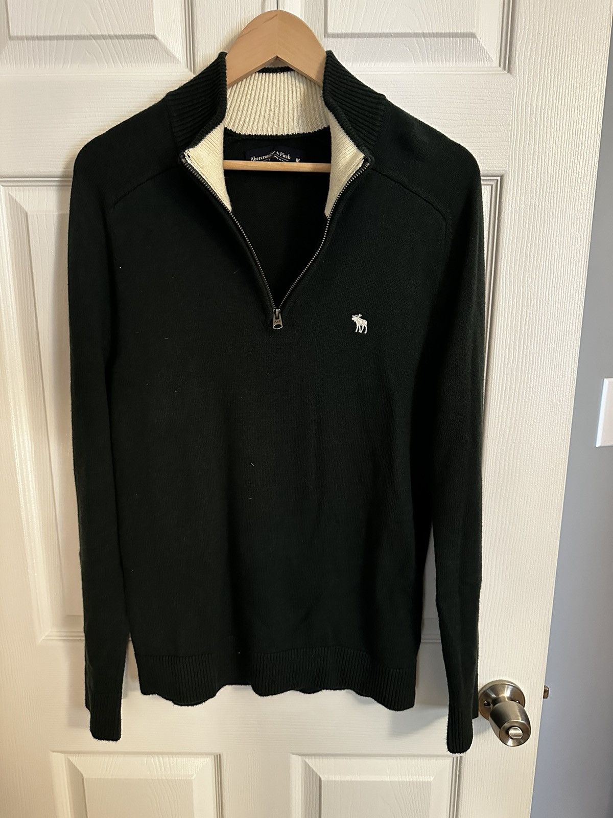 Abercrombie & Fitch Abercrombie and Fitch A&F Green Soft A&F Sweater Medium Size US M / EU 48-50 / 2 - 1 Thumbnail