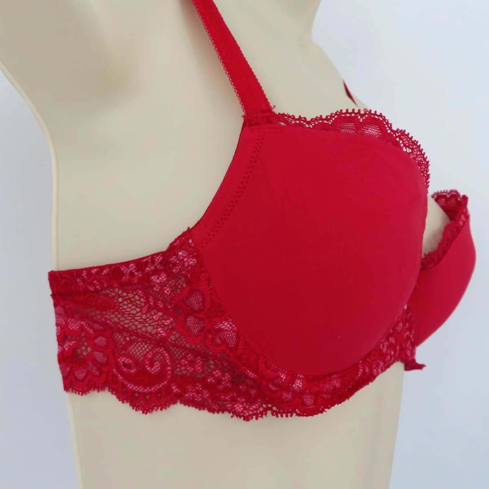 Victoria's Secret Victoria's Secret Dream Angels Demi Bra 32B Red Lace Padded Lined Underwire Demi 32B Womens Bra Size ONE SIZE - 2 Thumbnail