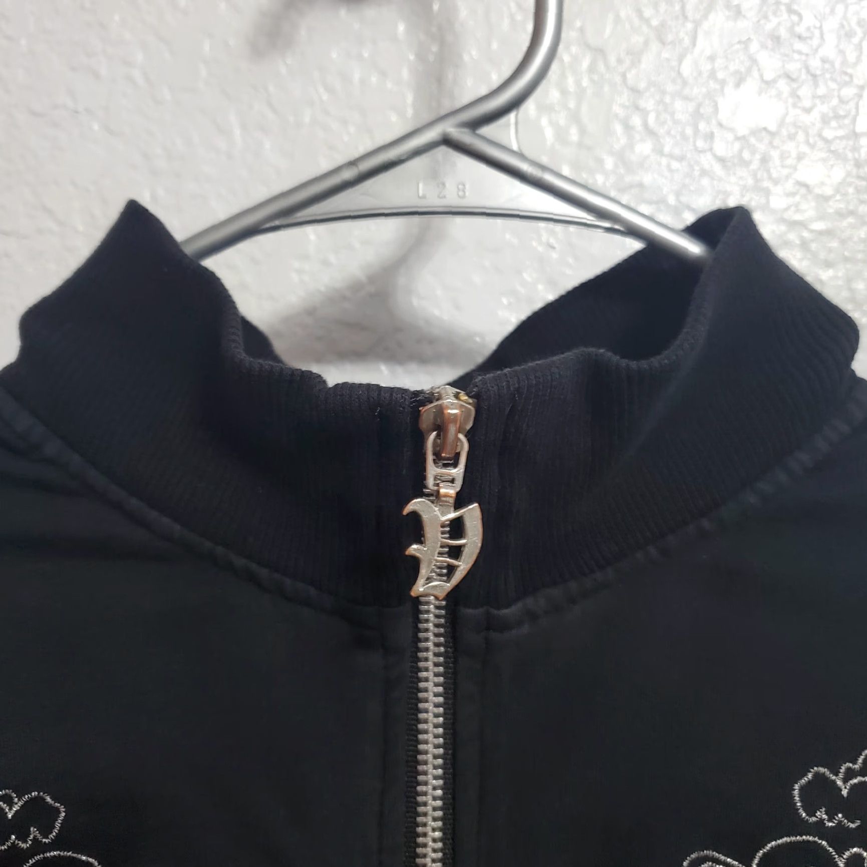 Vintage **Vertigo Paris Women Black Embroidered Full Zip Sweatshirt M Y2K** User: Vertigo Paris Women Black Embroidered Full Zip Sweatshirt M Y2K Size M / US 6-8 / IT 42-44 - 4 Thumbnail