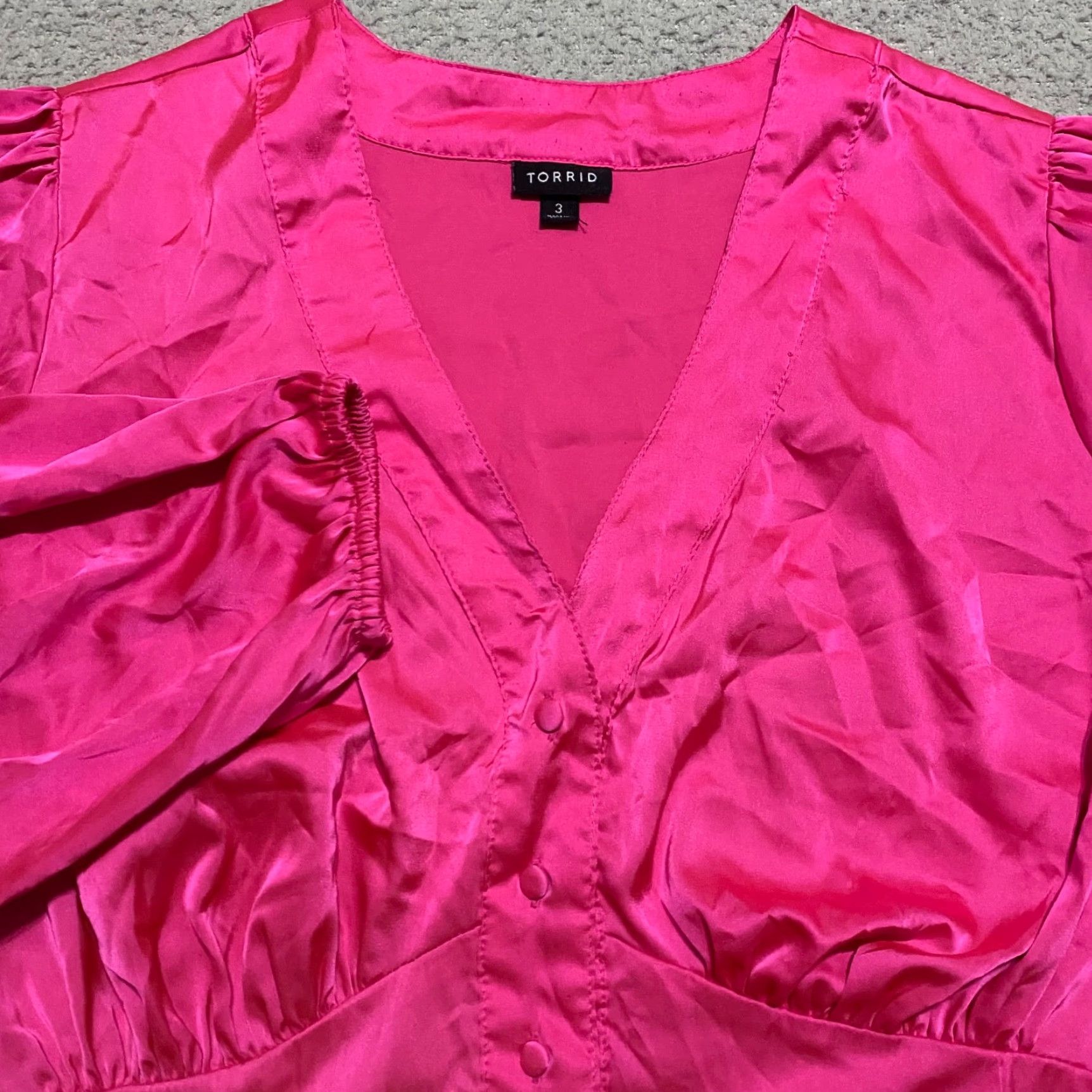 Torrid Torrid Pink Satin Button-Up Top 3X Plus V-Neck Long Sleeve Empire Waist Womens Shirt New Listing Size XXL / US 16-18 / IT 52-54 - 5 Thumbnail