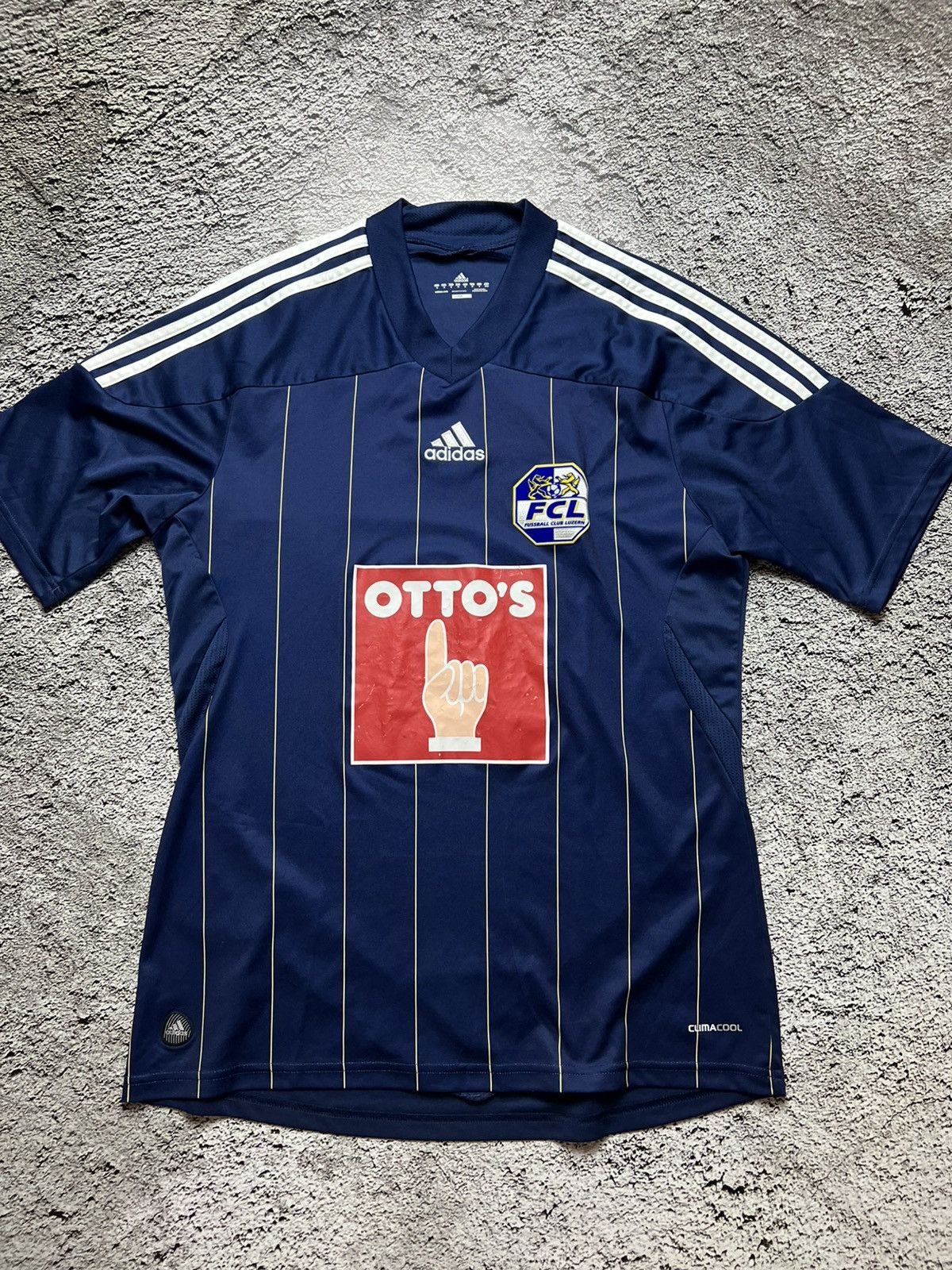 Adidas 2011-2012 FC Luzern Switzerland FCL adidas jersey Size US M / EU 48-50 / 2 - 1 Thumbnail