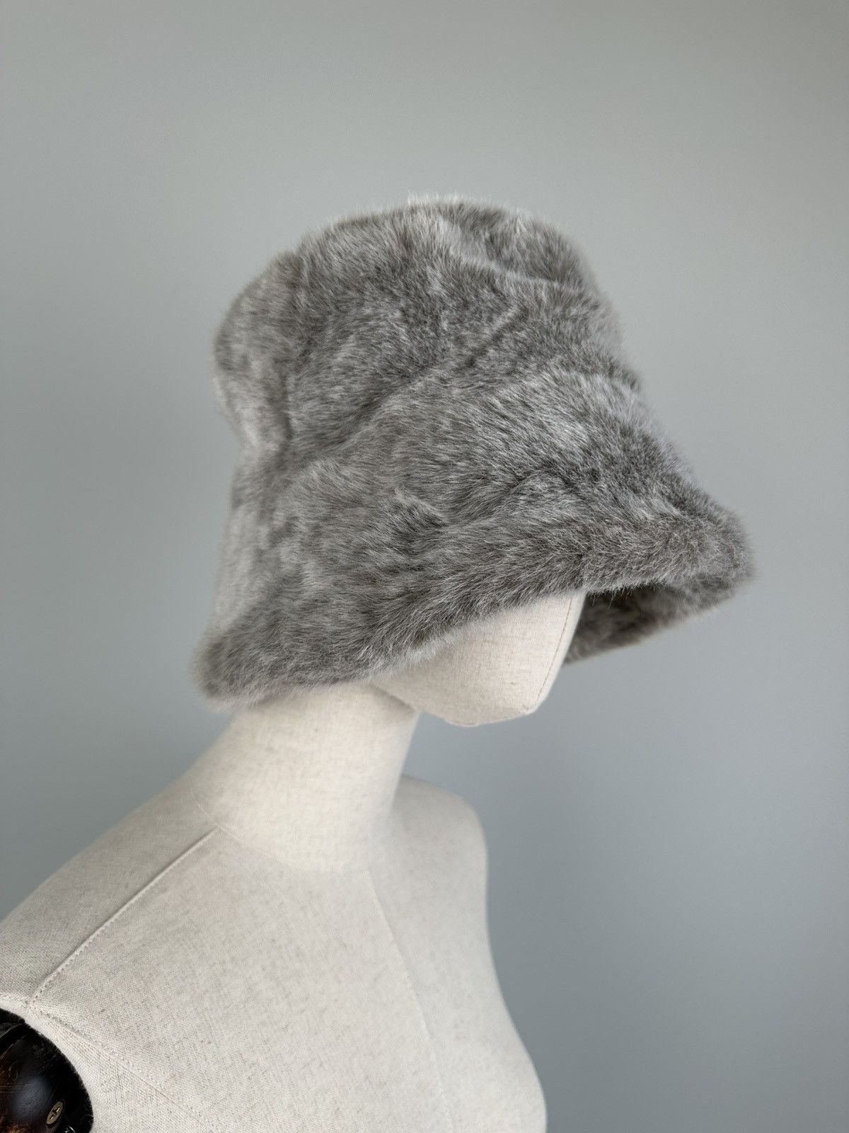 If Six Was Nine × Vintage Vintage Y2k Fuzzy Bucket Hat Mohair Fur Faux If Six Was Nine Size ONE SIZE - 2 Thumbnail
