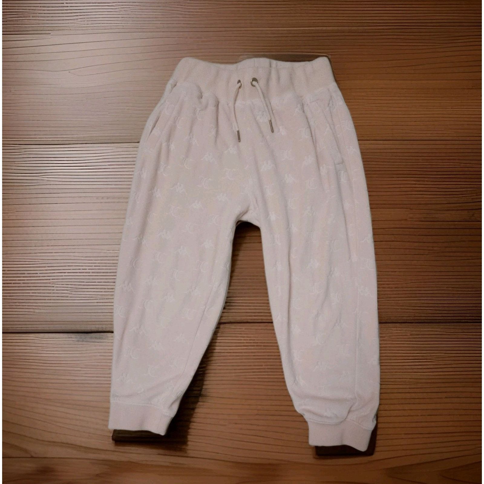 Juicy Couture Juicy Couture Kappa Embossed Velour Jogger Pants Whisper Size 26" / US 2 / IT 38 - 6 Thumbnail