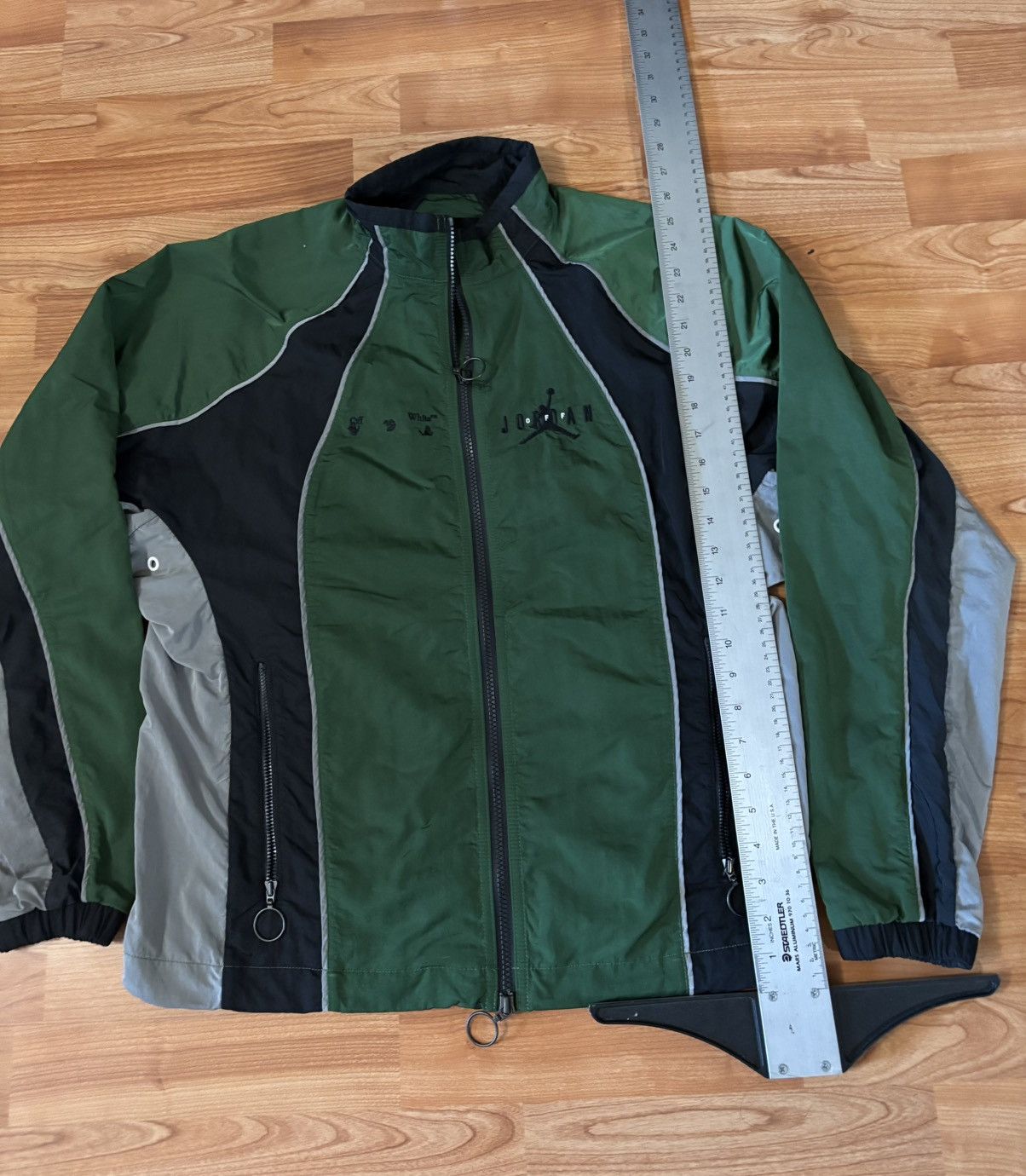 Jordan Brand × Off-White Green and black Jordan x off white Virgil Sz XS windbreaker Size US XS / EU 42 / 0 - 2 Thumbnail