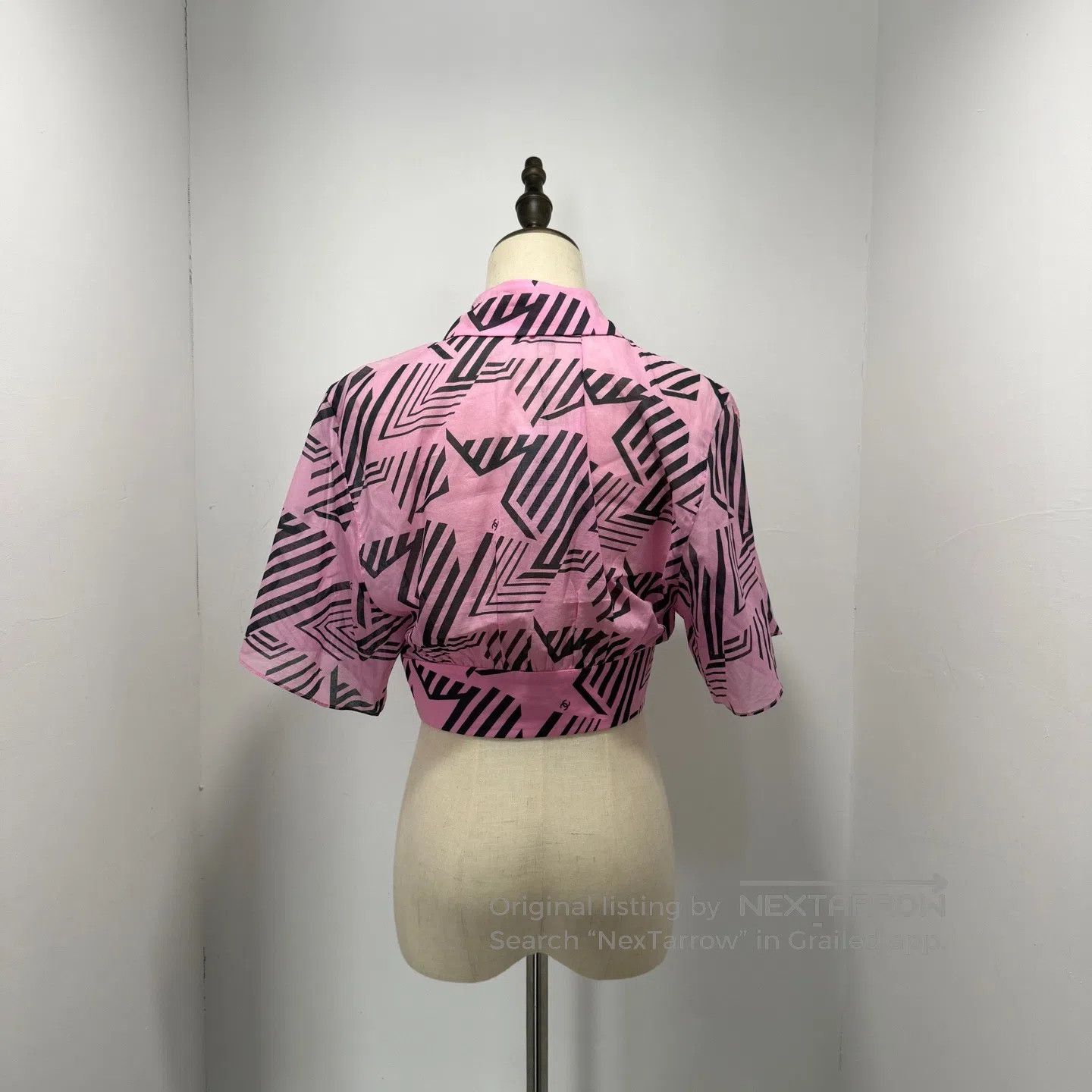 Chanel Chanel Short-sleeve shirt| Size XS / US 0-2 / IT 36-38 - 2 Thumbnail