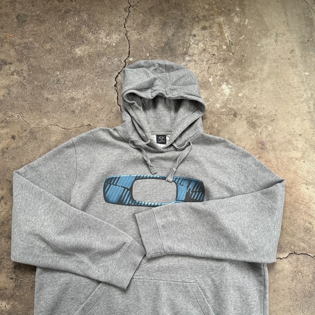 Oakley Oakley Gray Logo Hoodie Size US L / EU 52-54 / 3 - 4 Thumbnail