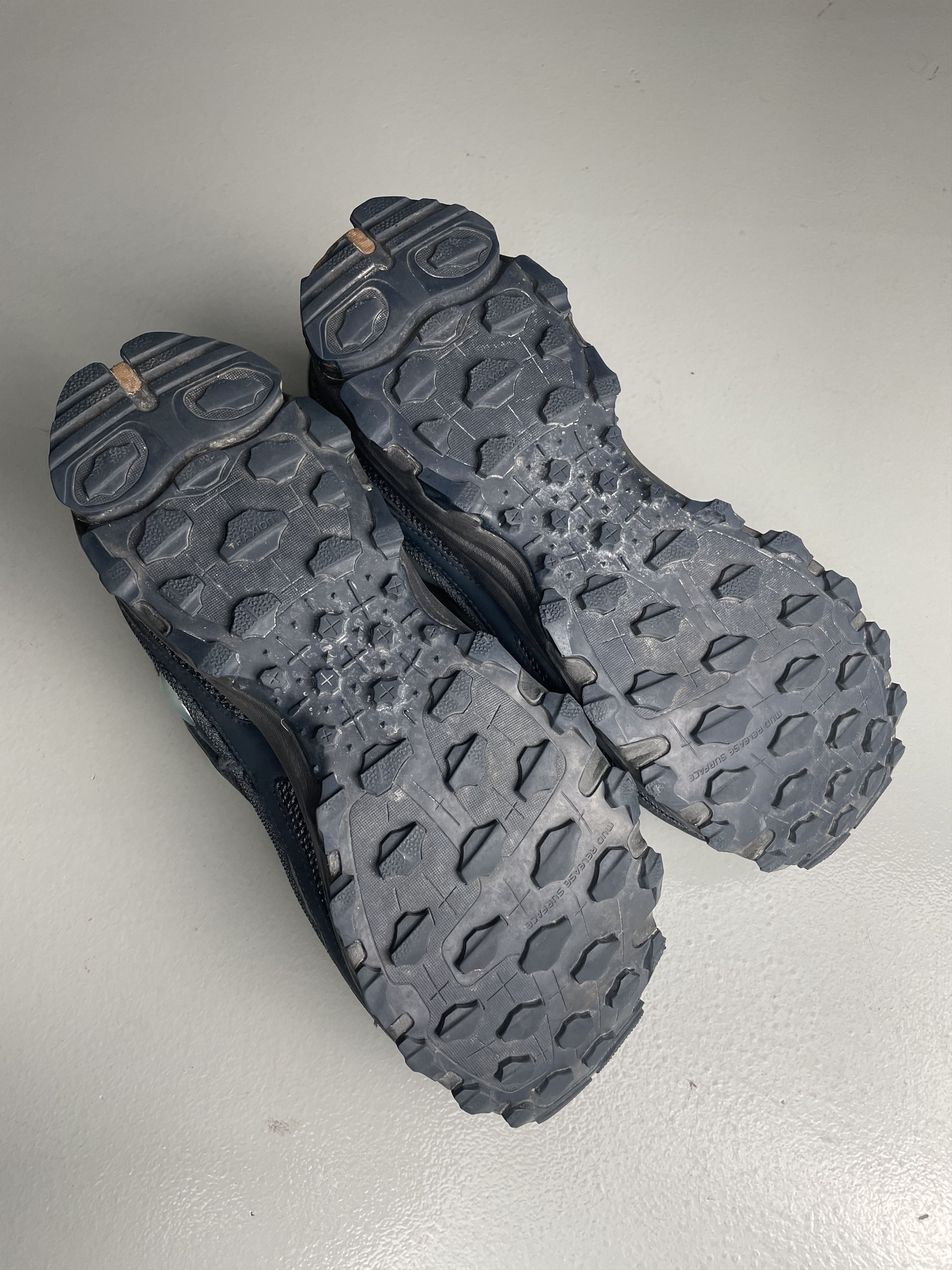 Adidas × Raf Simons adidas X Raf Simons A/W 2013 Response 2 - size 44 Size US 10 / EU 43 - 12 Thumbnail