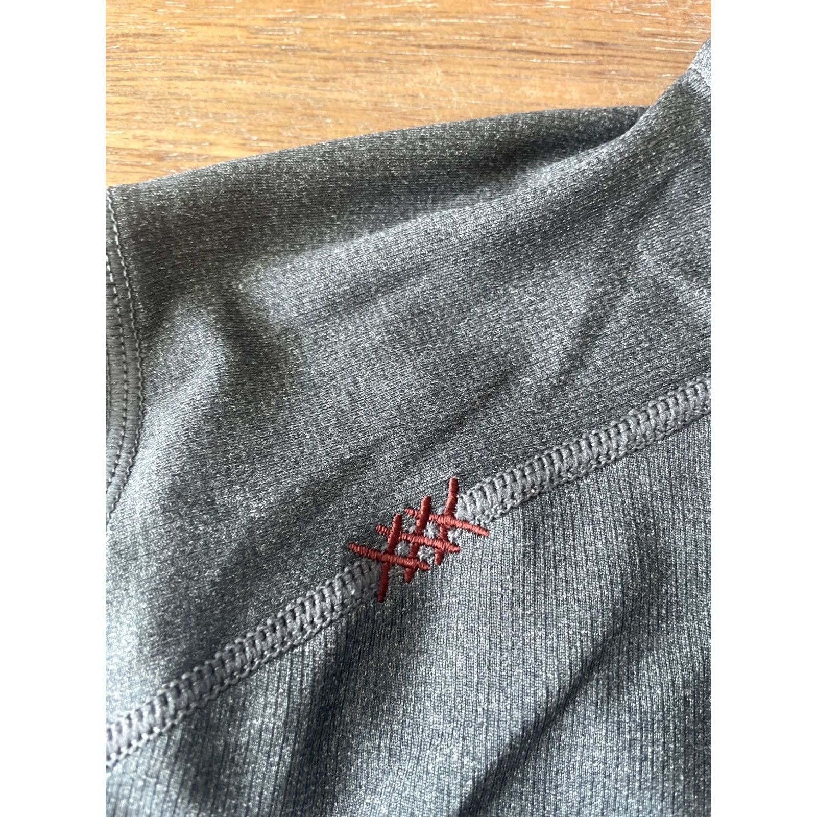 Rhone Rhone Mens L Gray Performance Sweater Active 1/4 Zip Back Pocket Logo Athletic Size US L / EU 52-54 / 3 - 4 Thumbnail