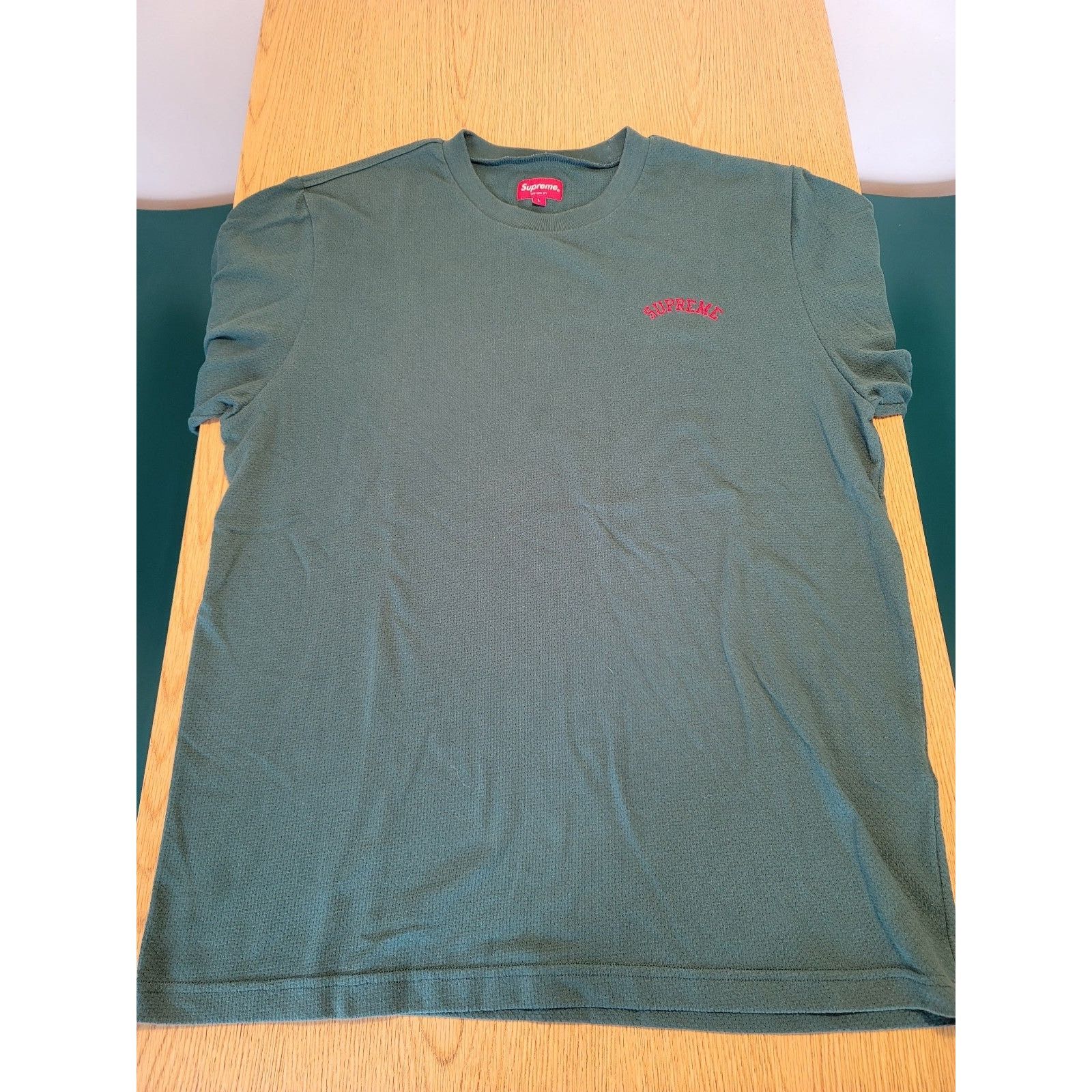 Supreme Supreme Arc Logo Mesh top green pine sz large Size US L / EU 52-54 / 3 - 2 Thumbnail