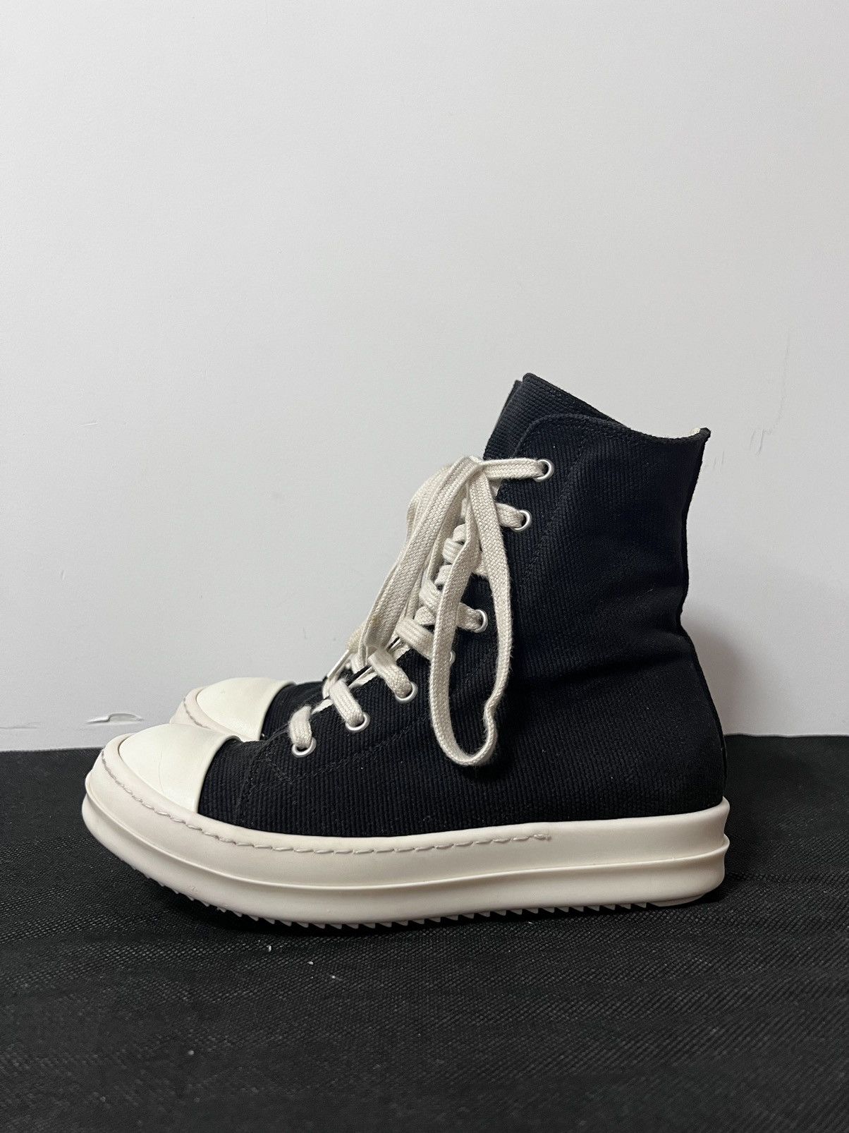 Rick Owens Drkshdw Rick owens drkshdw ramones high top sneakers sz35 Size US 5 / IT 35 - 2 Thumbnail