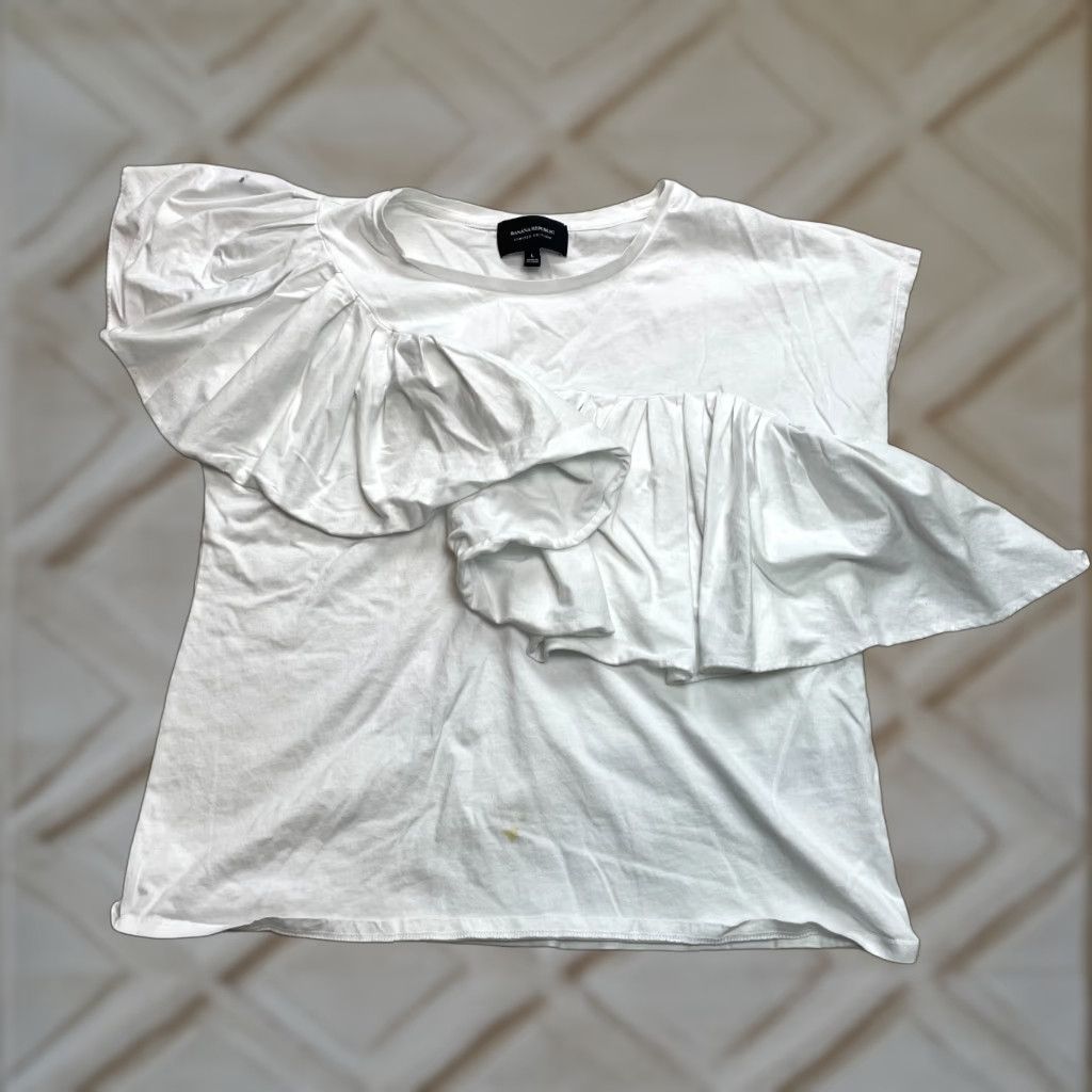Banana Republic BANANA REPUBLIC Limited Edition Diagonal Ruffle T Shirt Womens Large White Top Size L / US 10 / IT 46 - 1 Thumbnail
