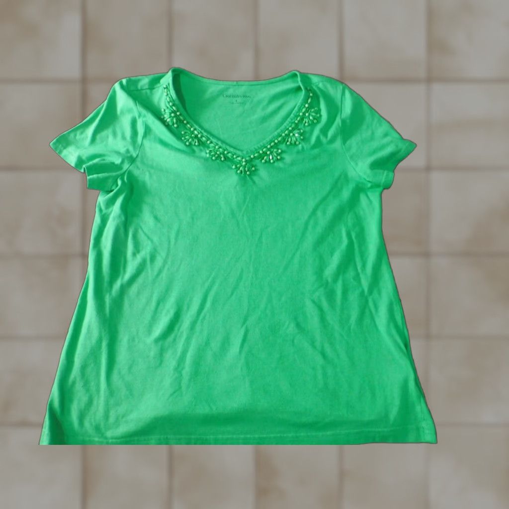 Croft & Barrow Croft & Barrow Womens Blouse Large Green Pullover V-Neck Stretch Cotton Rayon Casual Button Floral Long Sleeve Regular Classic Breathing Mockup? Size L / US 10 / IT 46 - 1 Thumbnail
