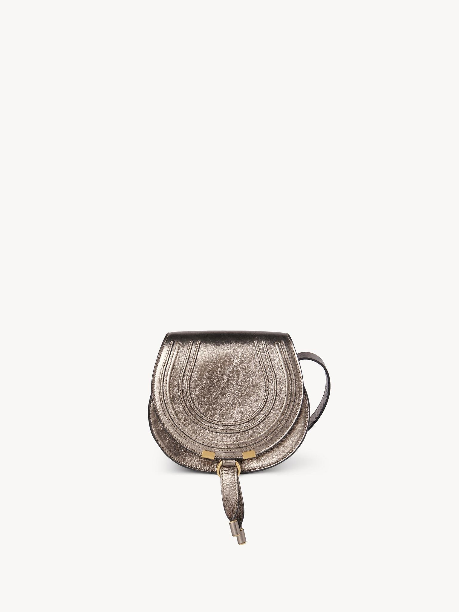 o1loc1c10226 Size: OS / Marcie Saddle Bag in Shiny Grey