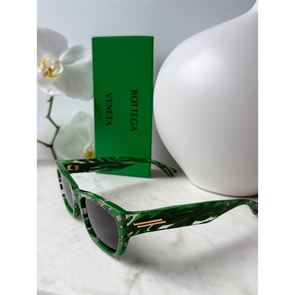 Bottega Veneta NEW Bottega Veneta BV1143S Unisex Green Sunglasses Size ONE SIZE - 3 Thumbnail